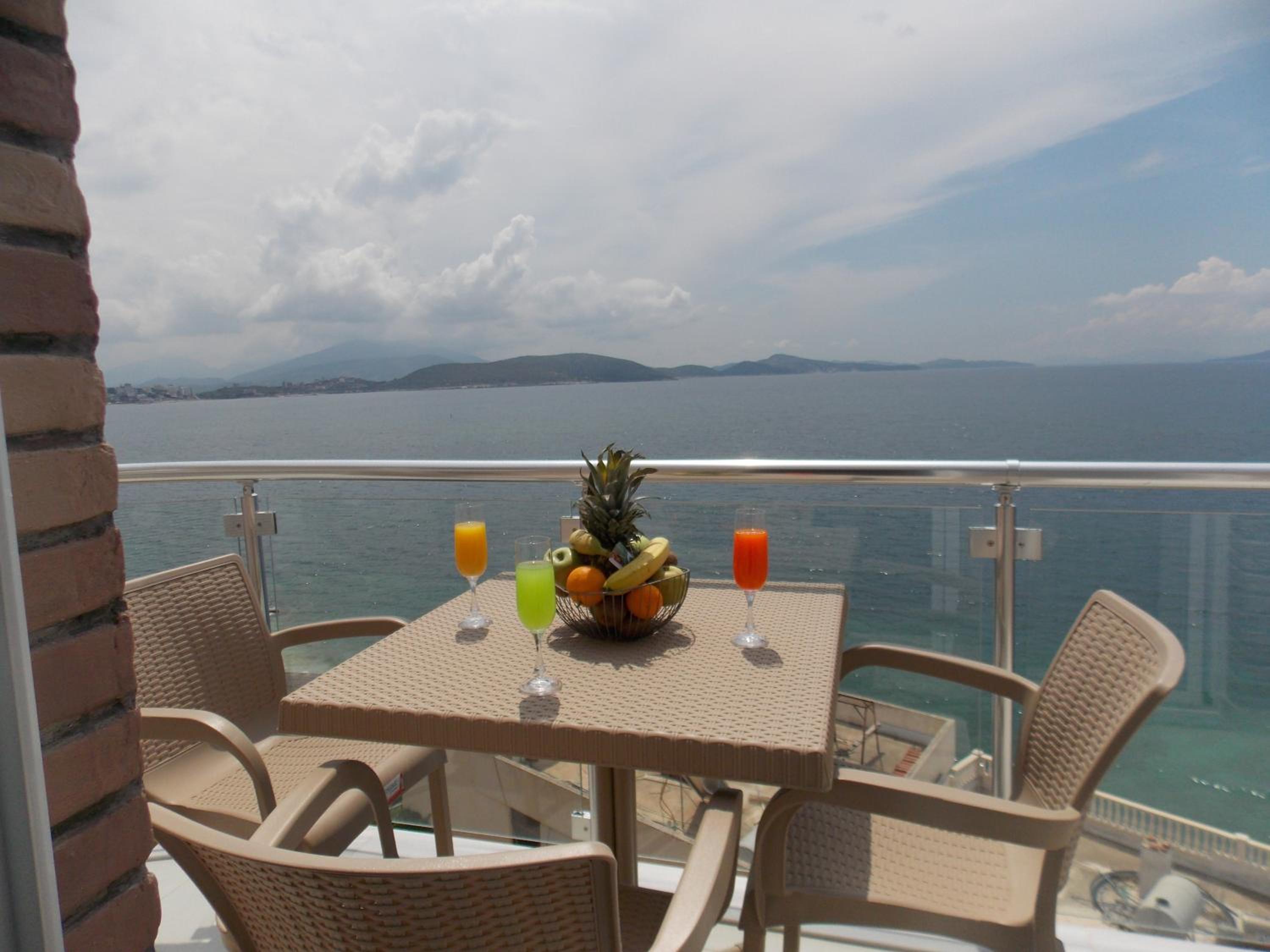 Balcony & Terrace