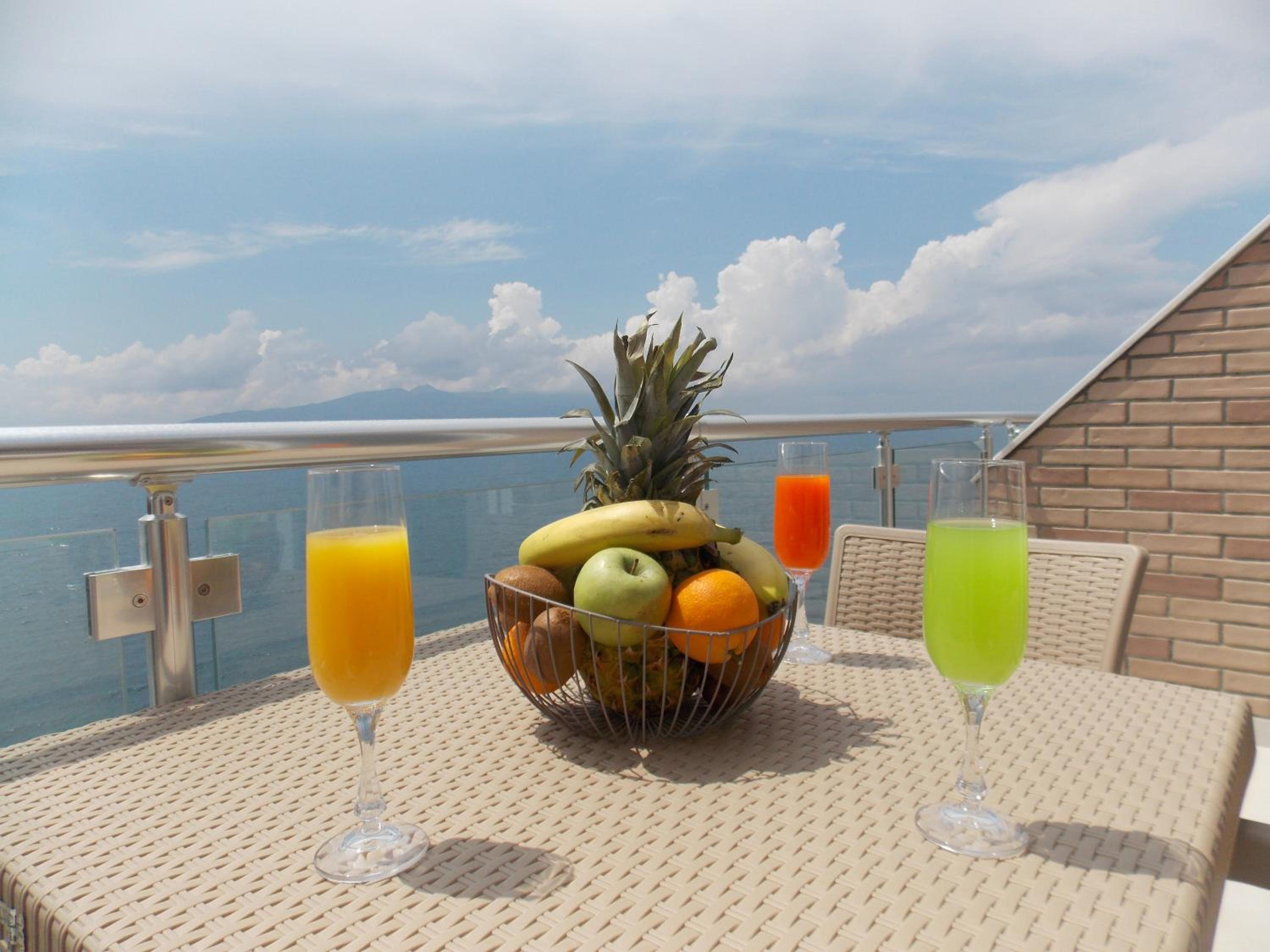 Balcony & Terrace