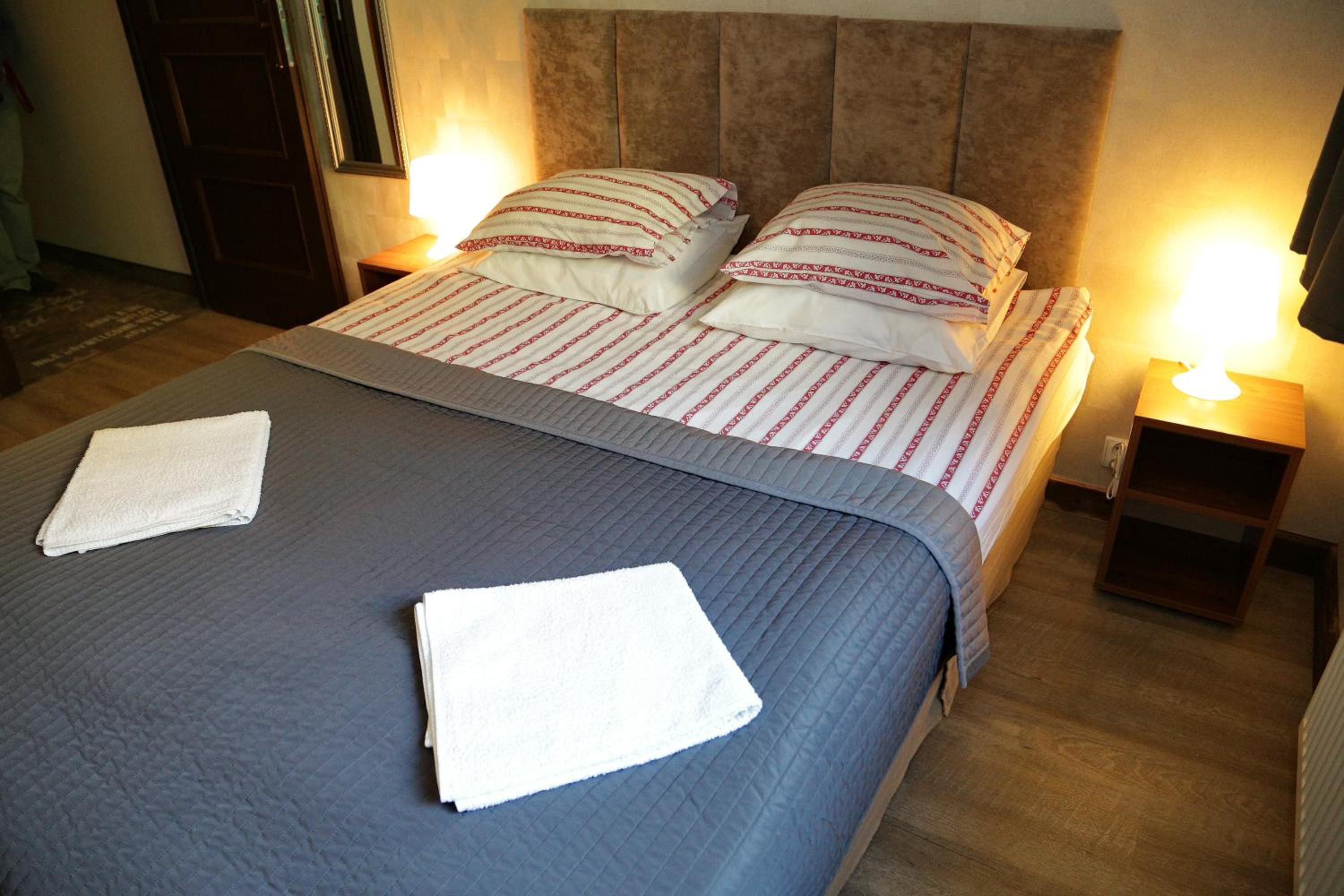 Budget Double Room - Photo 1