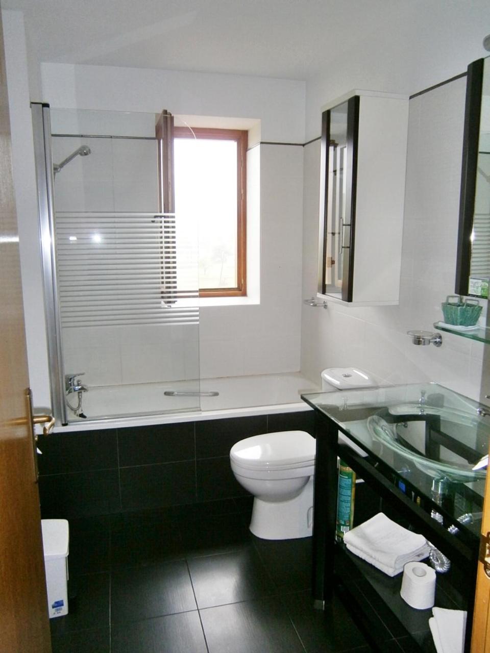 Quadruple Room with Garden View - Photo 10