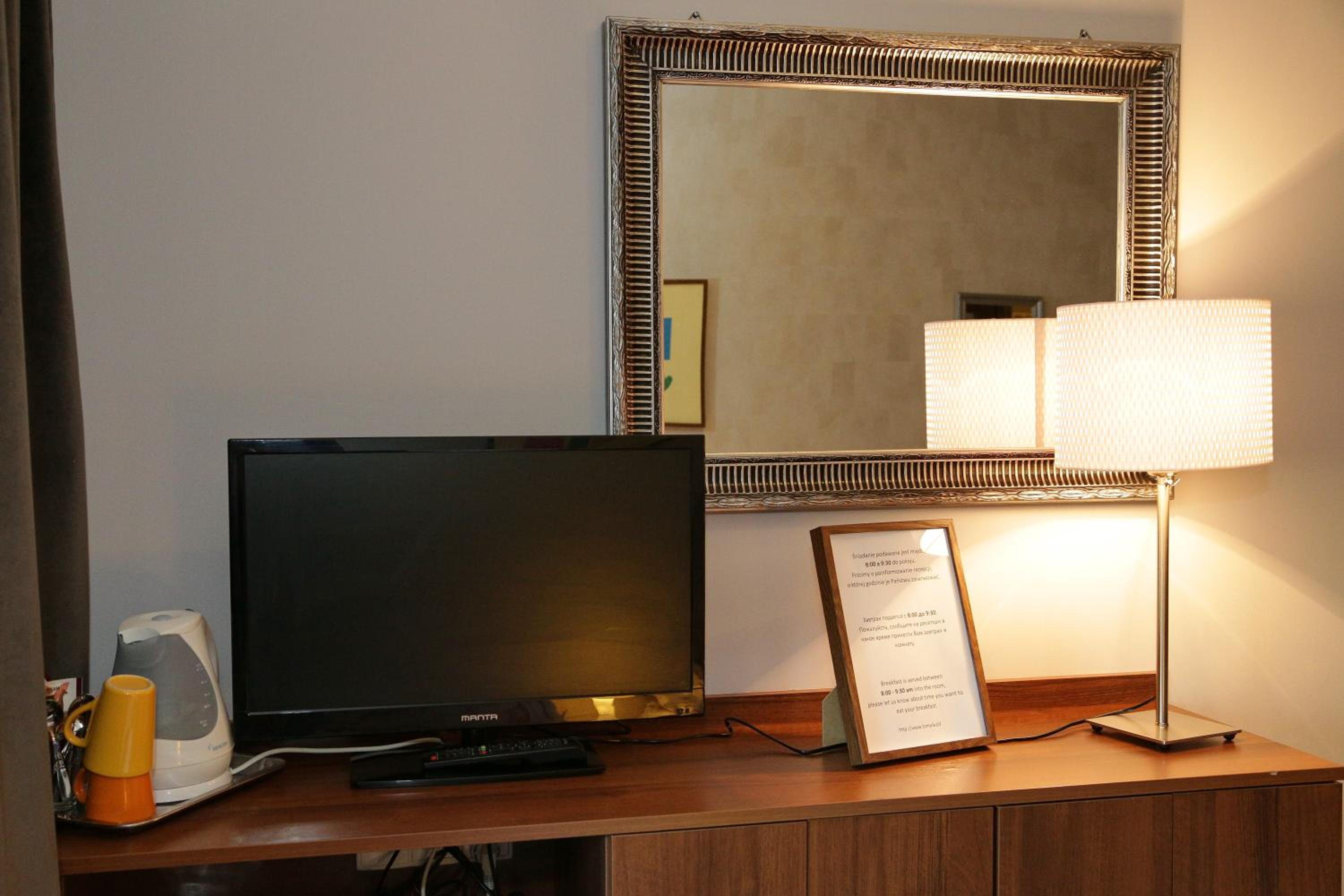 Budget Double Room - Photo 4
