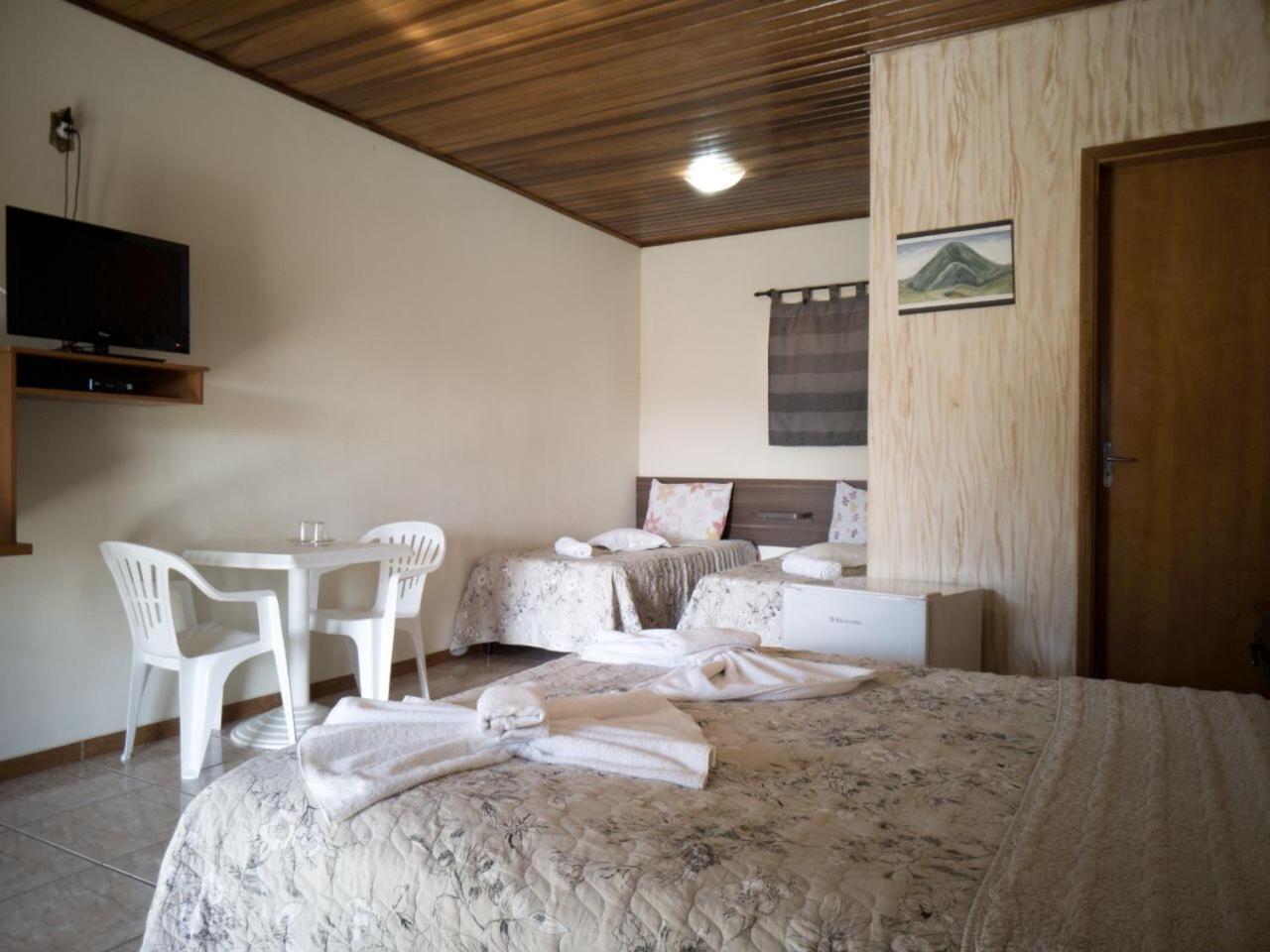 Standard Double Room photo 2