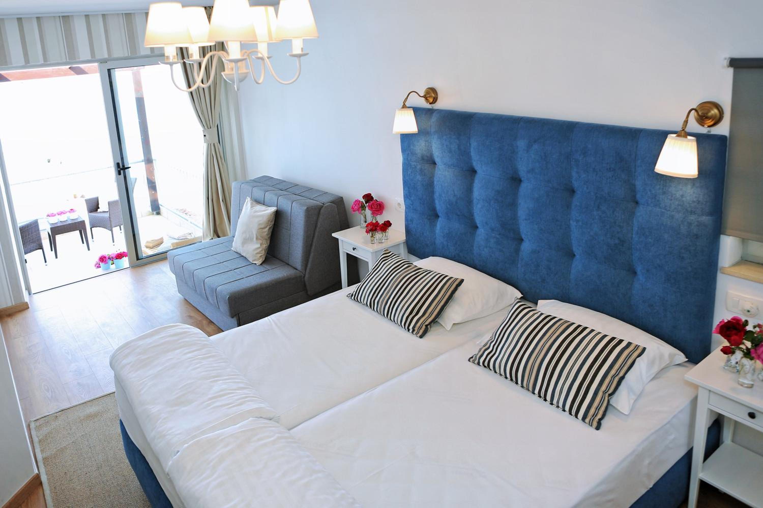 Superior Double or Twin Room with Sea View and Balcony - Photo 9