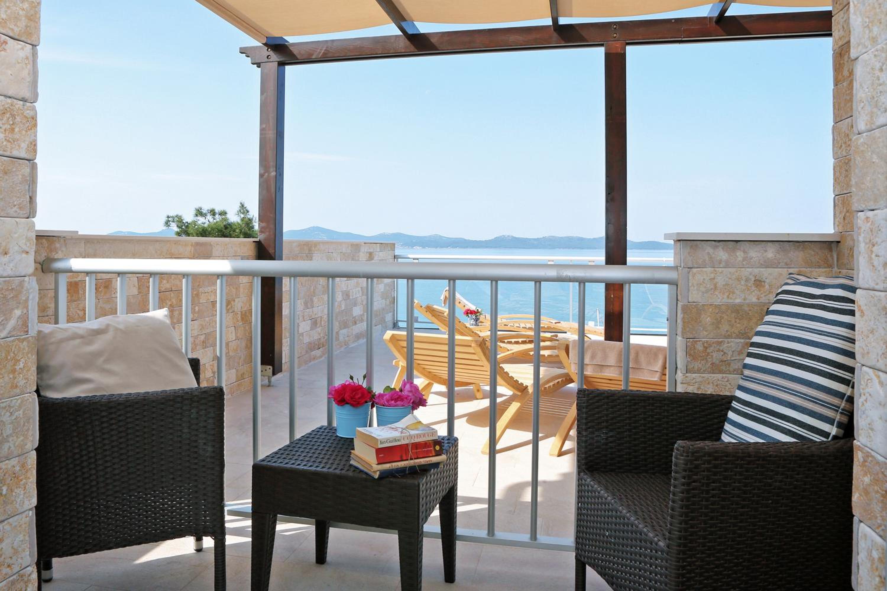 Superior Double or Twin Room with Sea View and Balcony - Photo 5