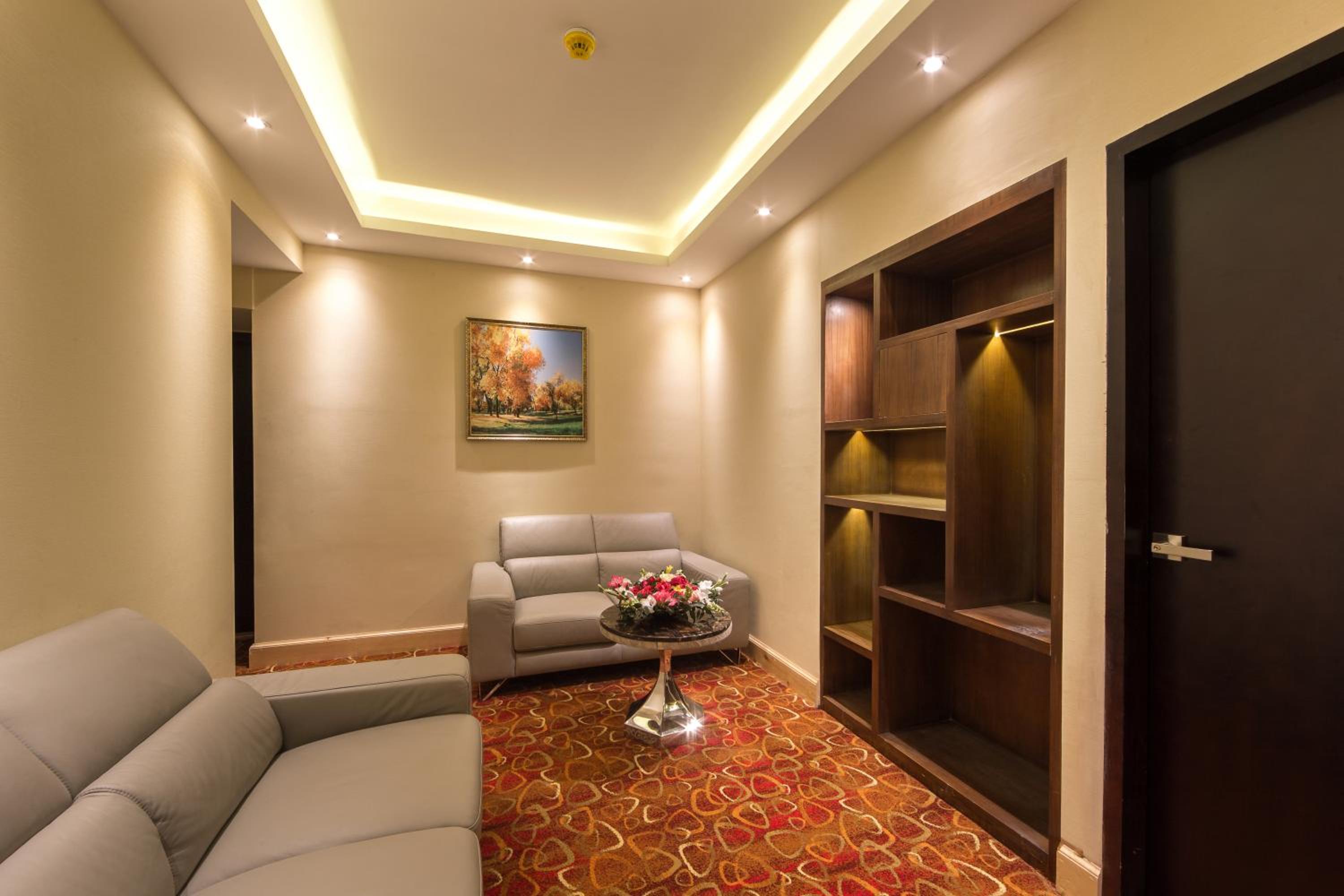 Royal Suite photo 1
