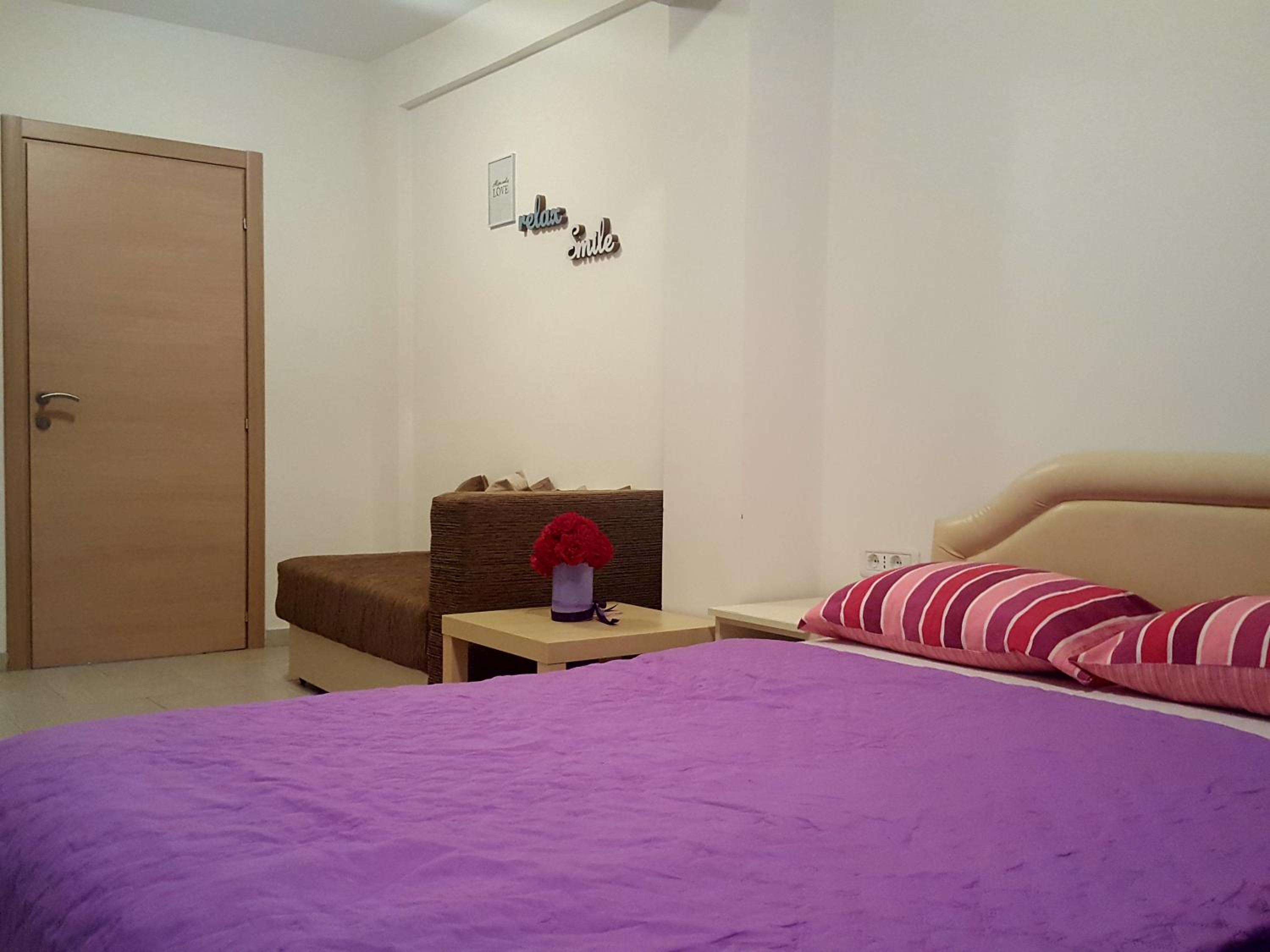 Studio with Sofa Bed