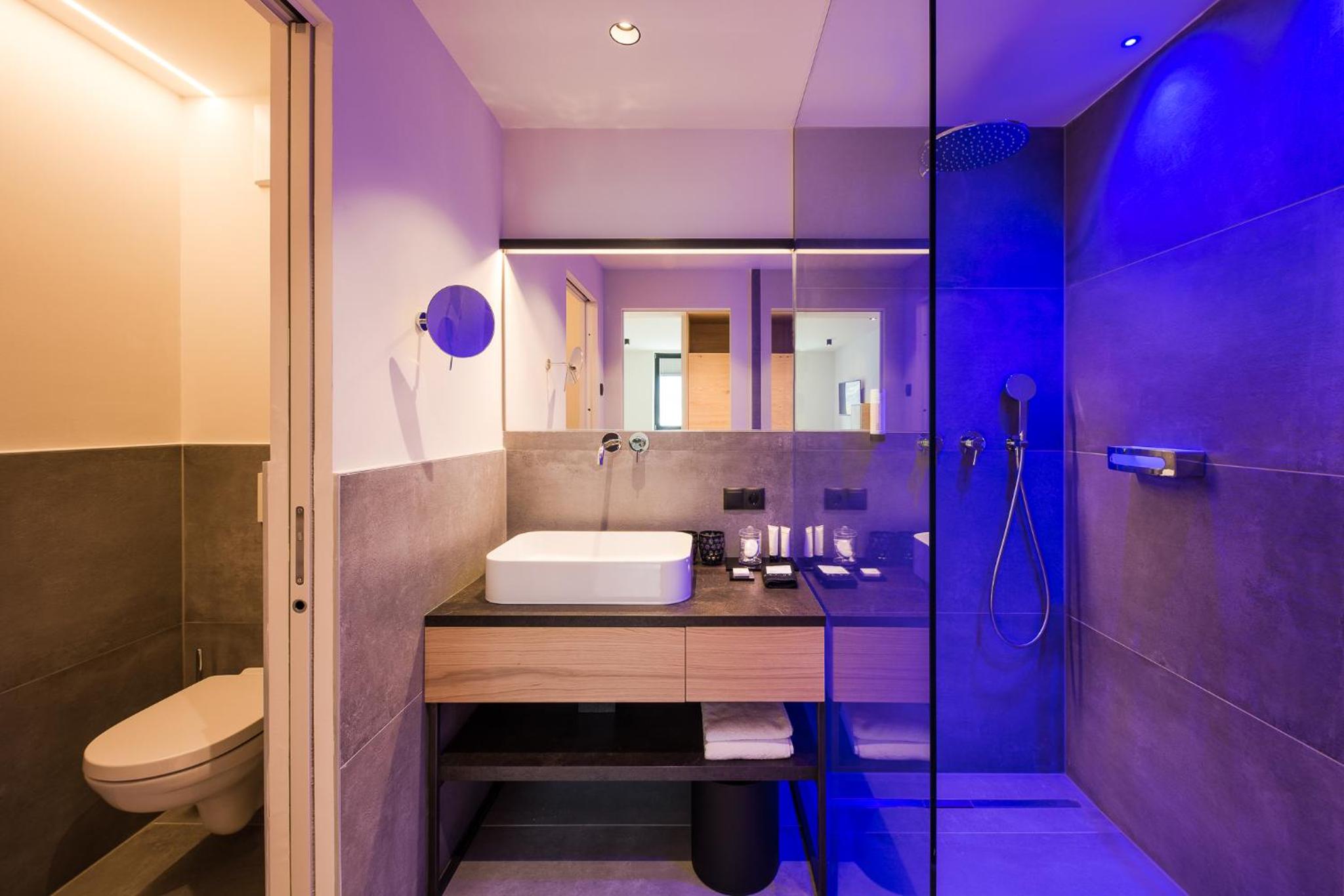 Suite with Mountain View photo 3