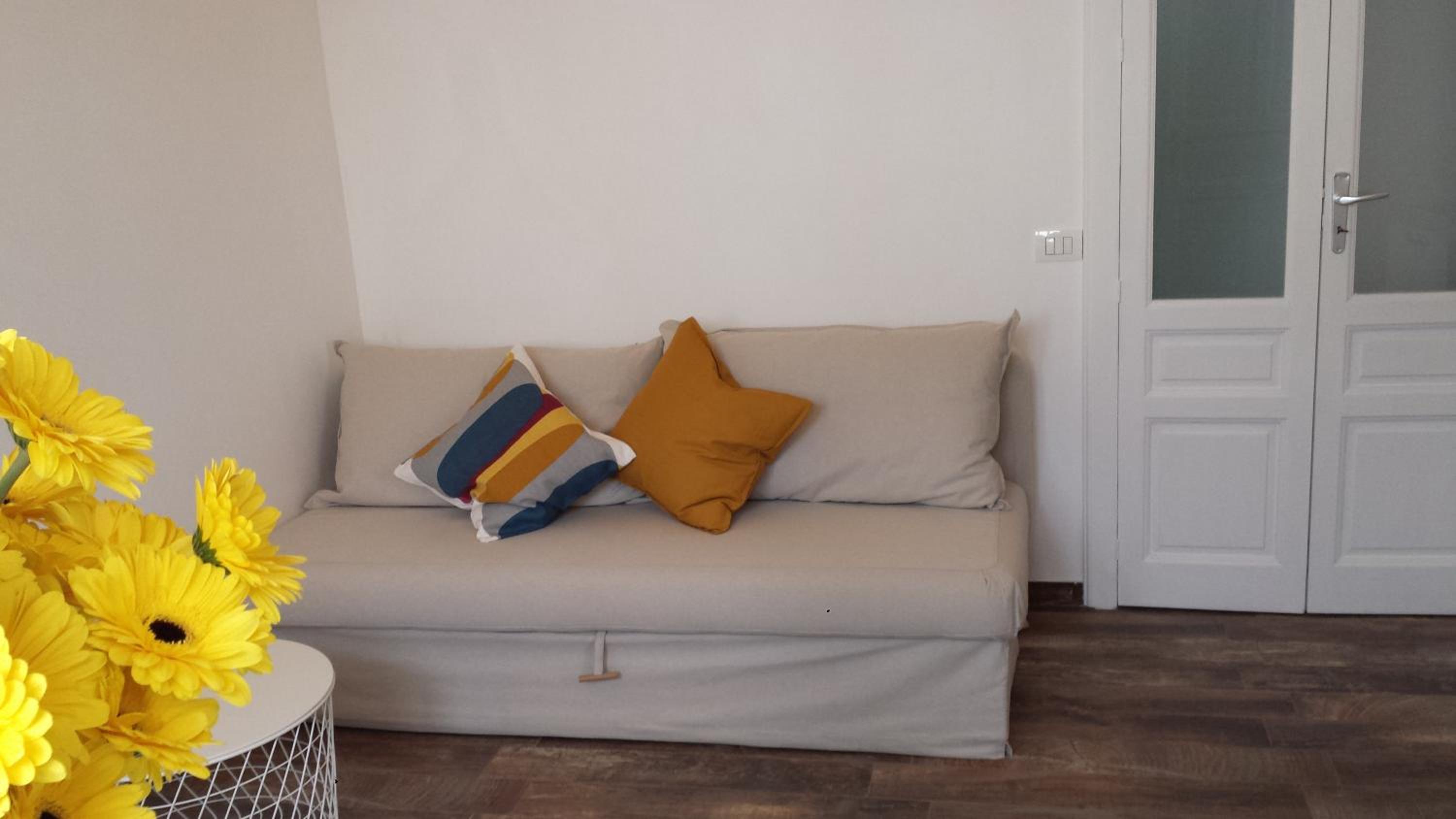 One-Bedroom House photo 2