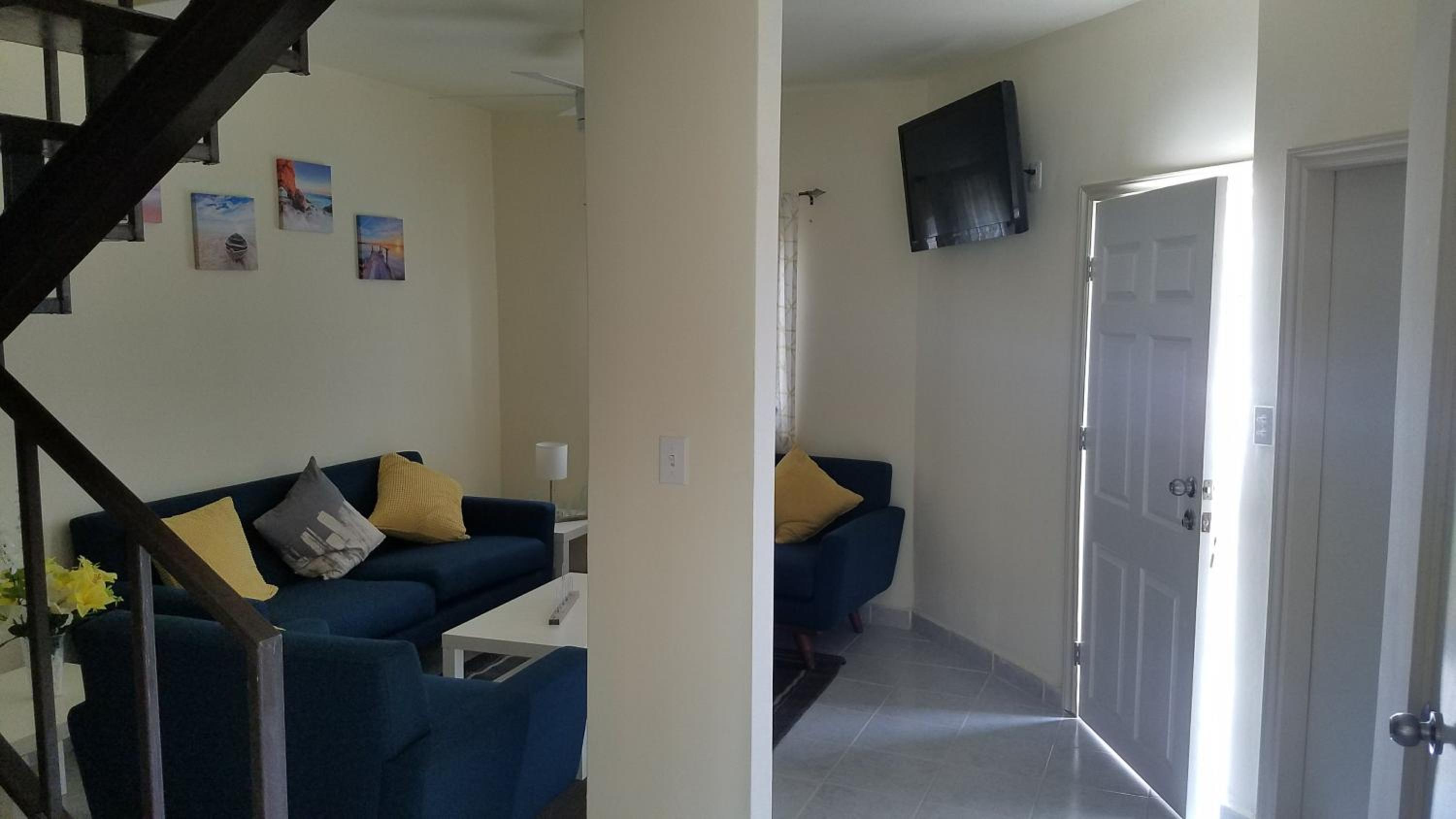 Apartment photo 1
