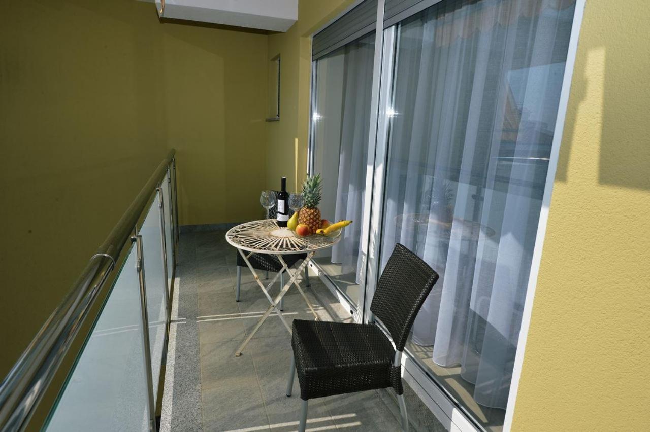 Apartment photo 1