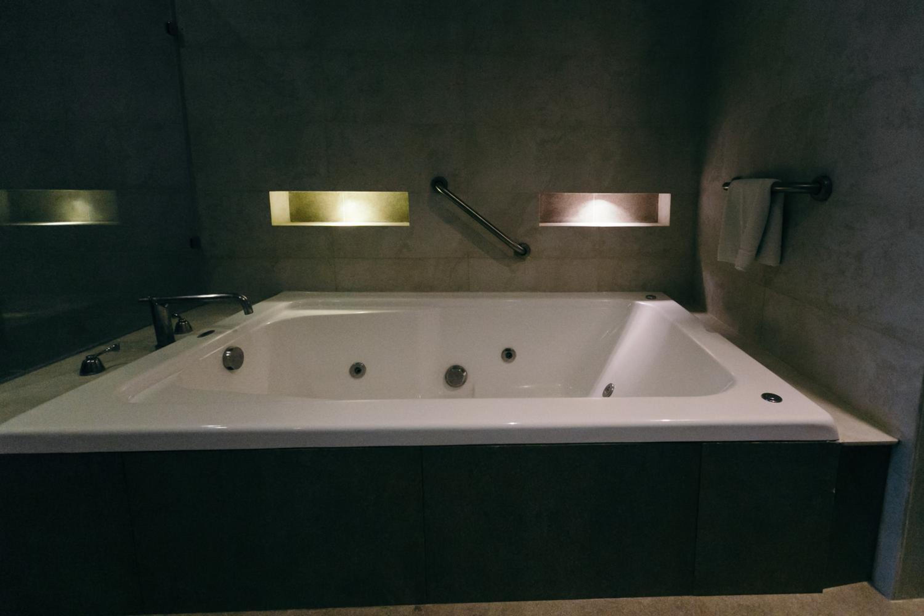 King Suite photo 2