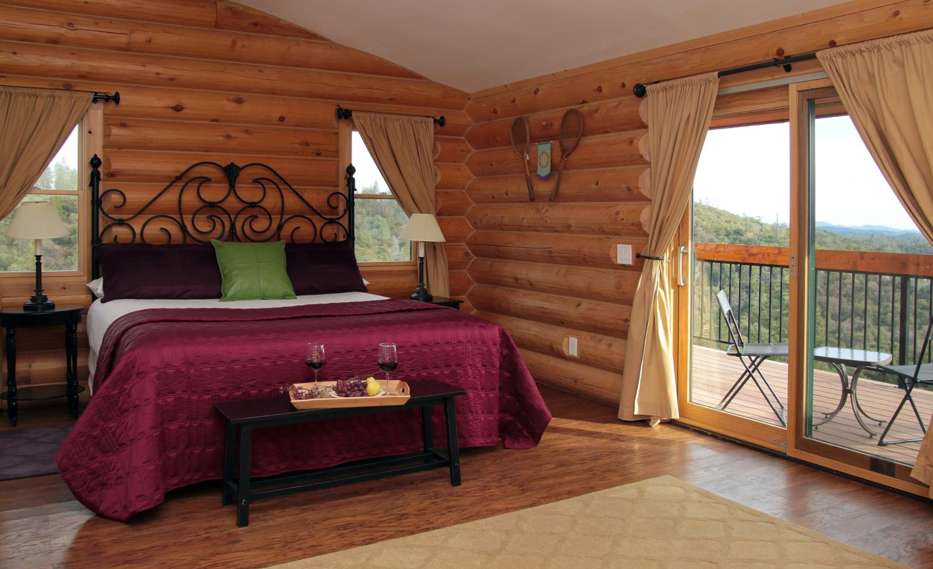 King Room with Balcony photo 1