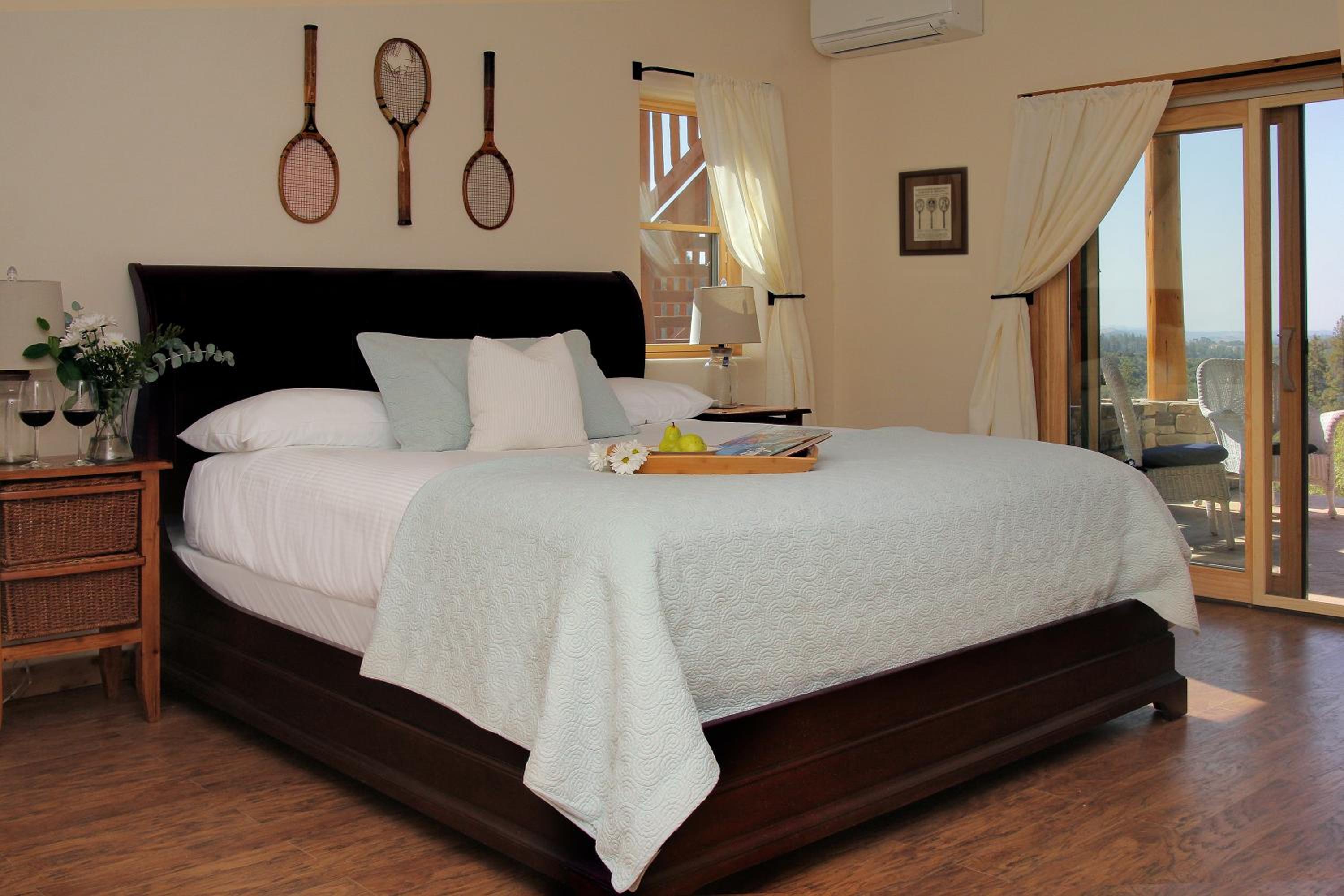 King Room with Spa Bath photo 1