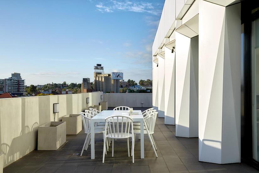 Penthouse Apartment photo 2