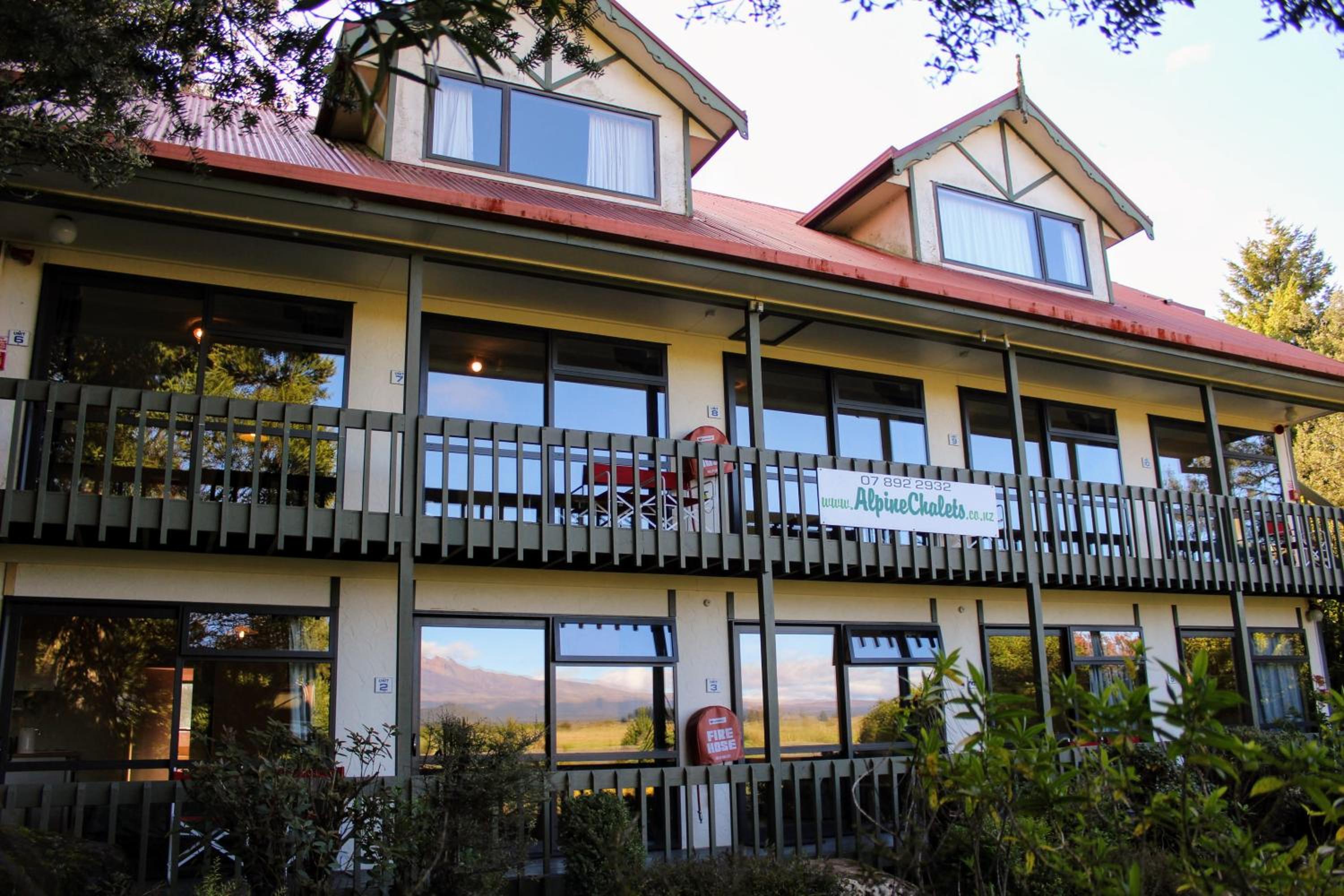Double or Twin Room with Mountain View photo 2