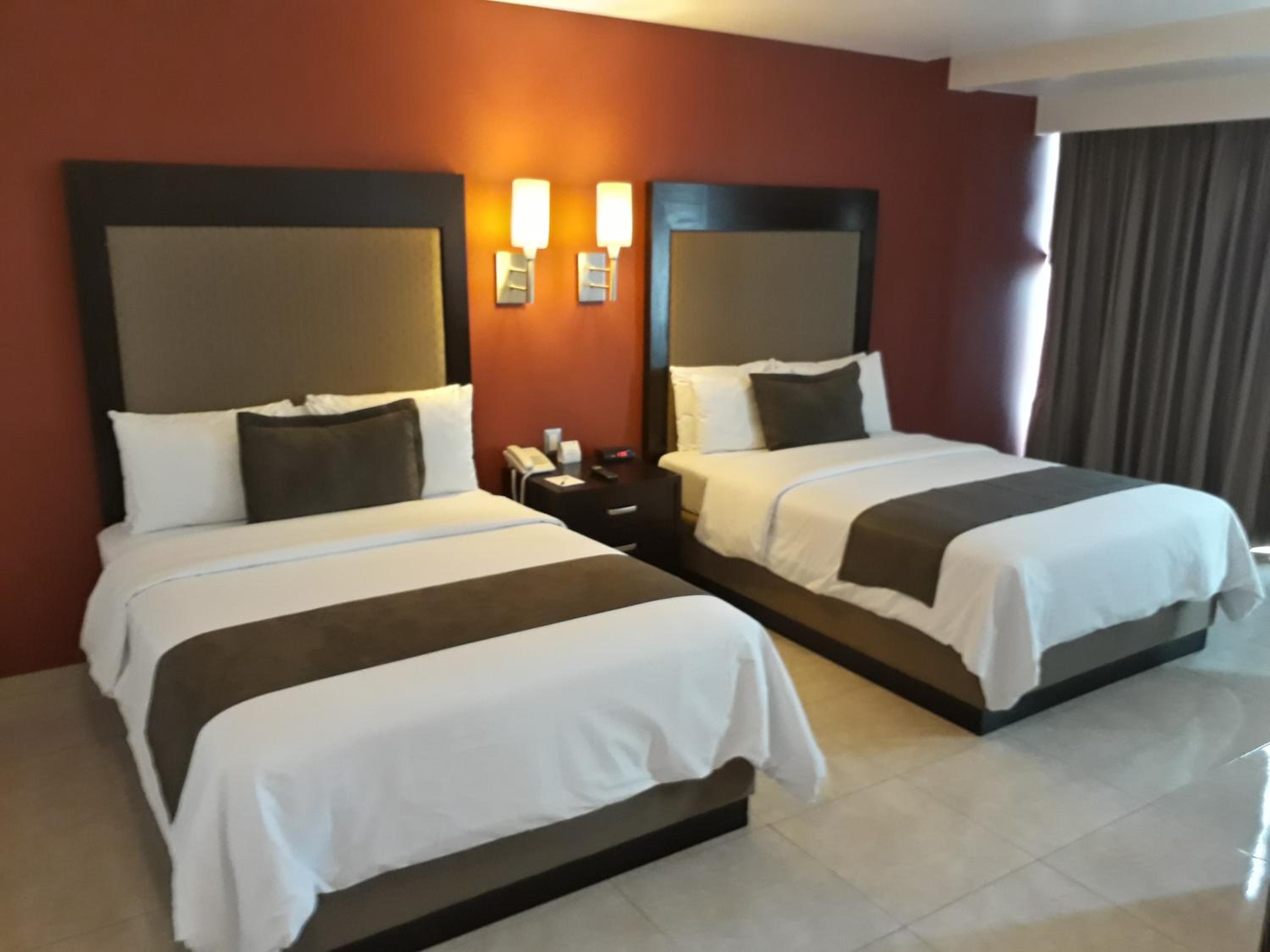 Deluxe Double Room - Photo 1