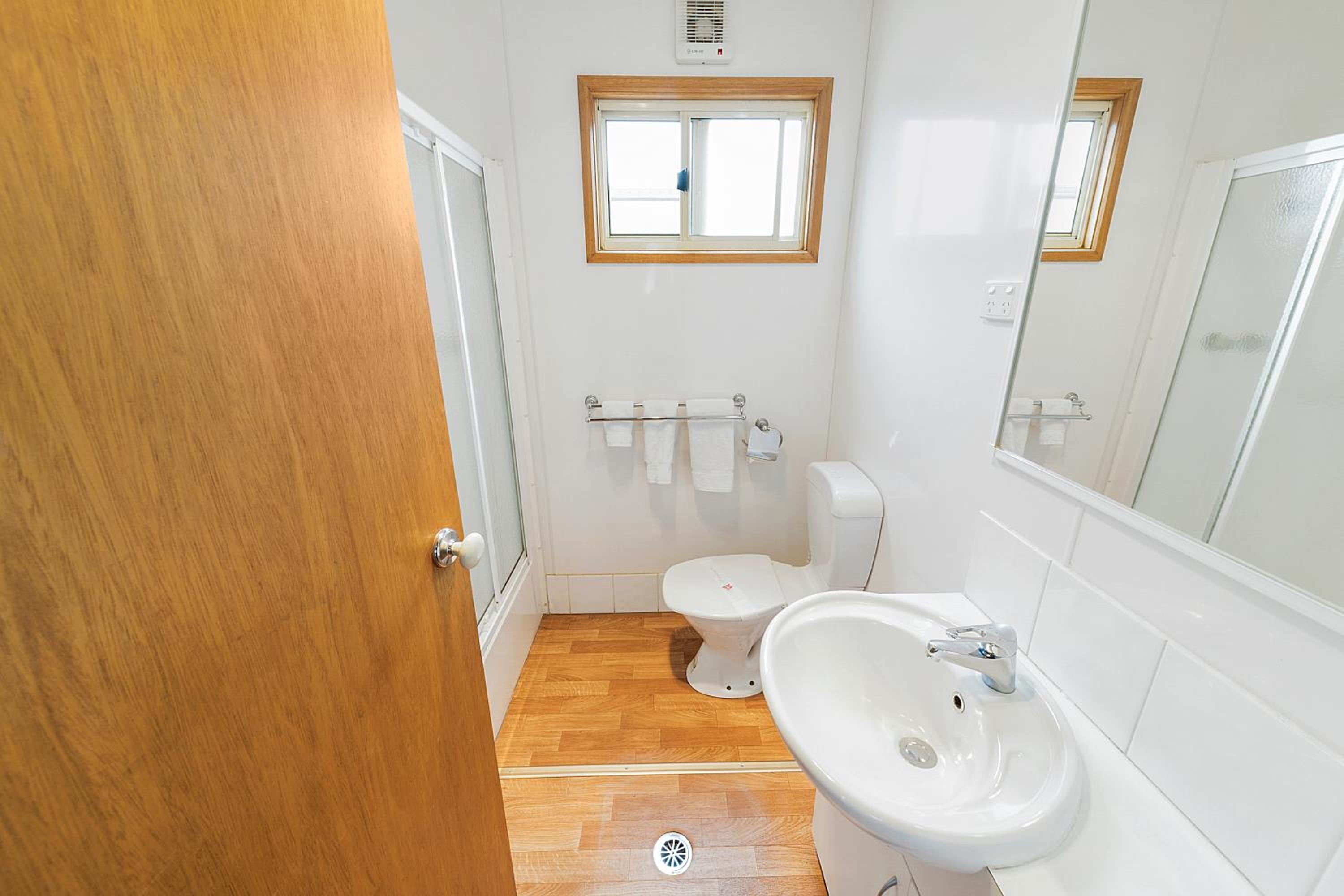 2 Bedroom Queen Villa photo 3