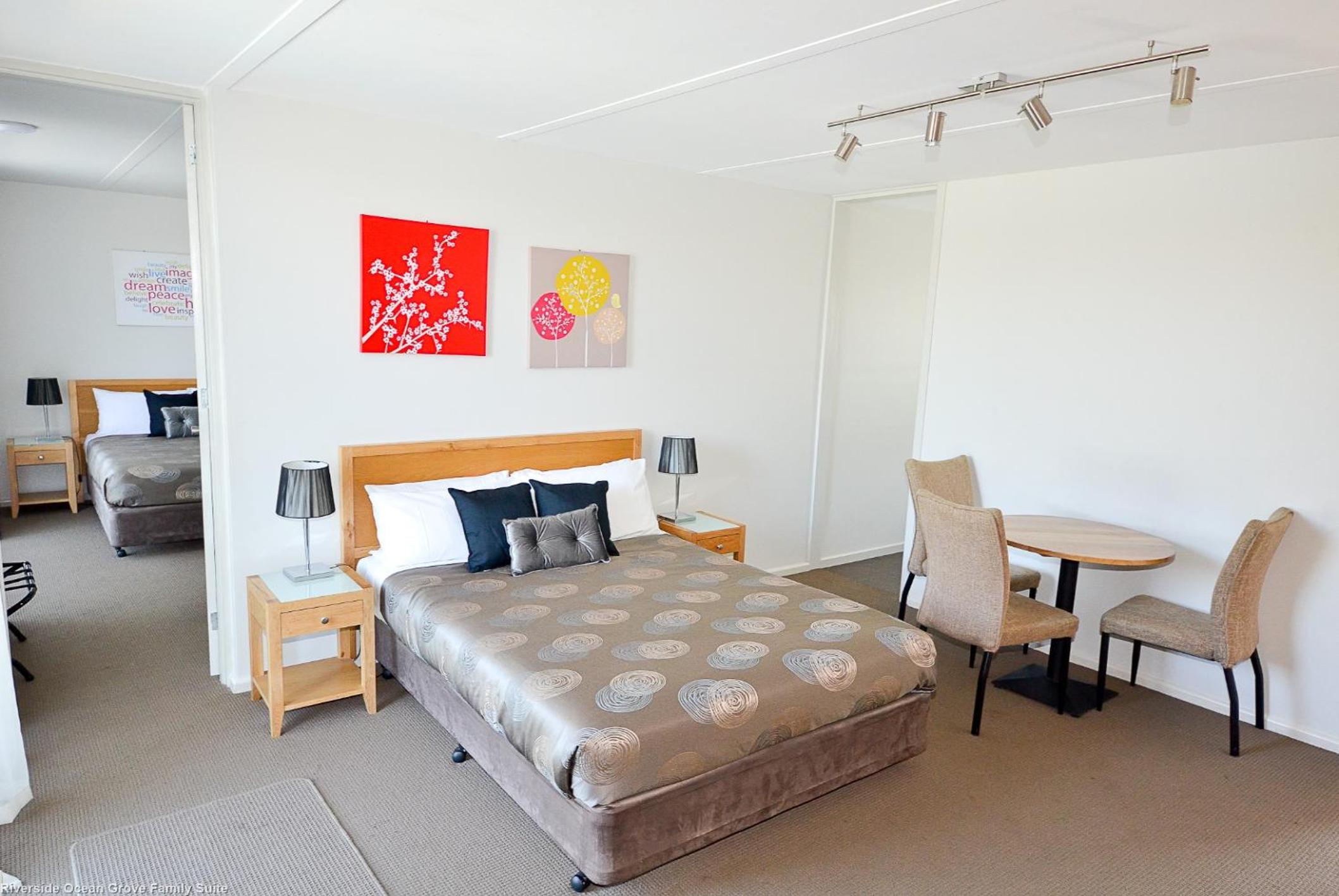 Motel Family Room photo 2