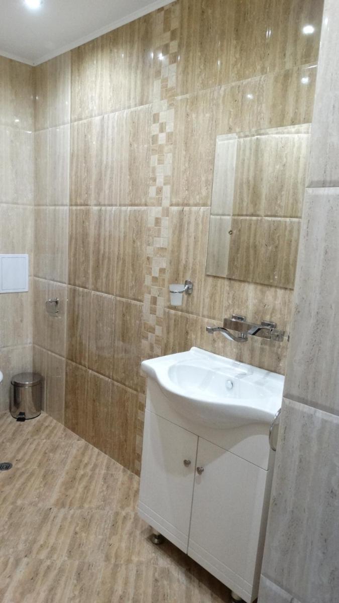 Two-Bedroom Apartment - Photo 9