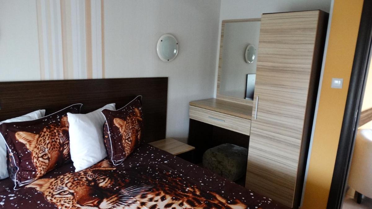 Two-Bedroom Suite - Photo 1