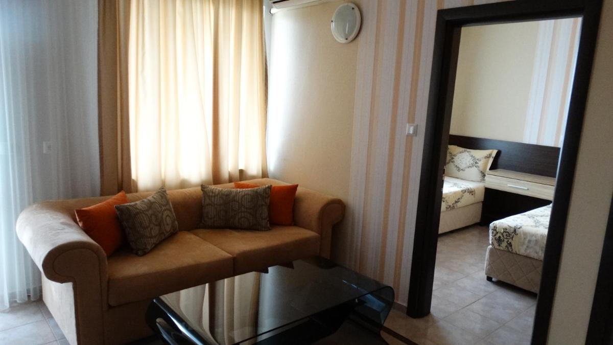 Two-Bedroom Suite - Photo 9
