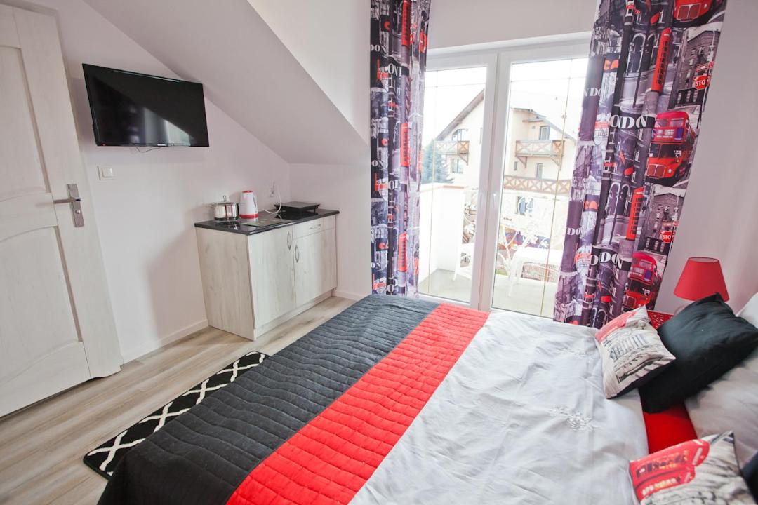 Double Room with Balcony - Photo 2