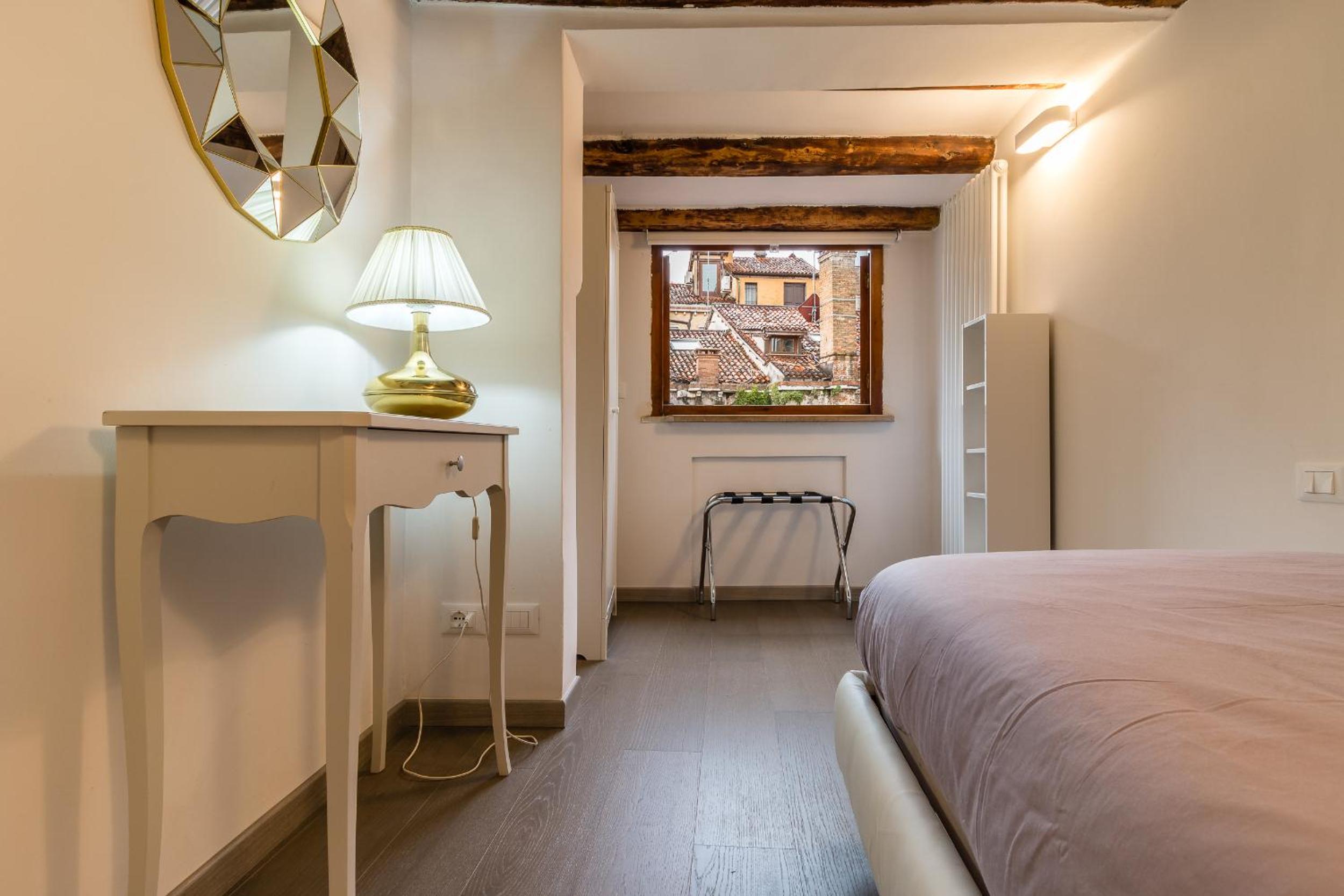 Maisonette photo 2
