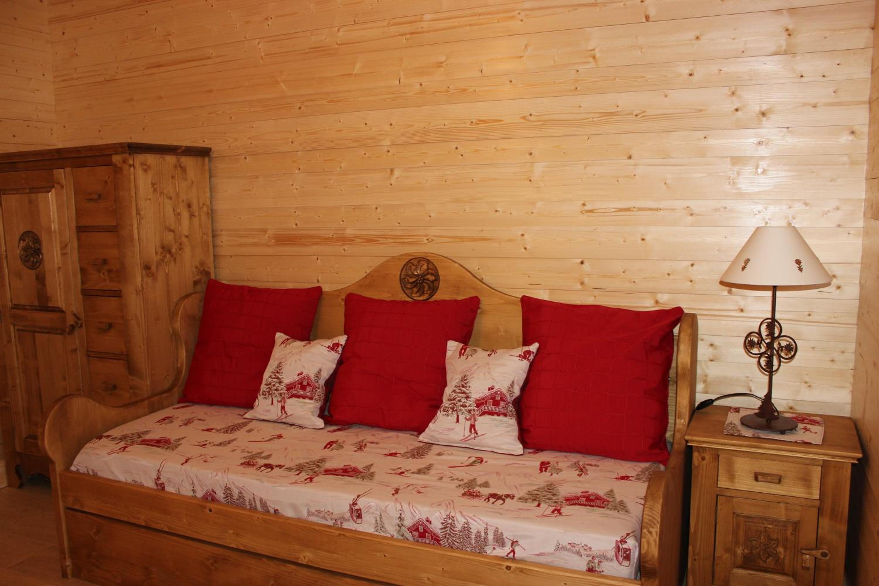 Chalet (10 Adults) photo 1