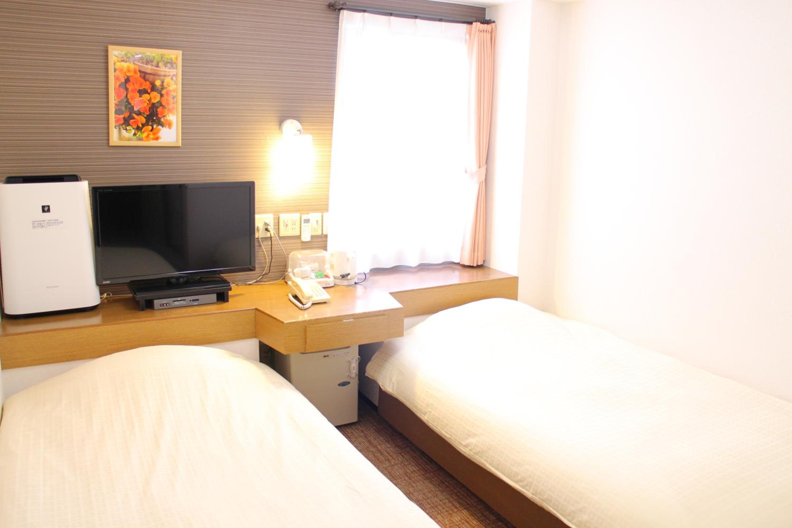 Standard Twin Room - Non-Smoking - Photo 5