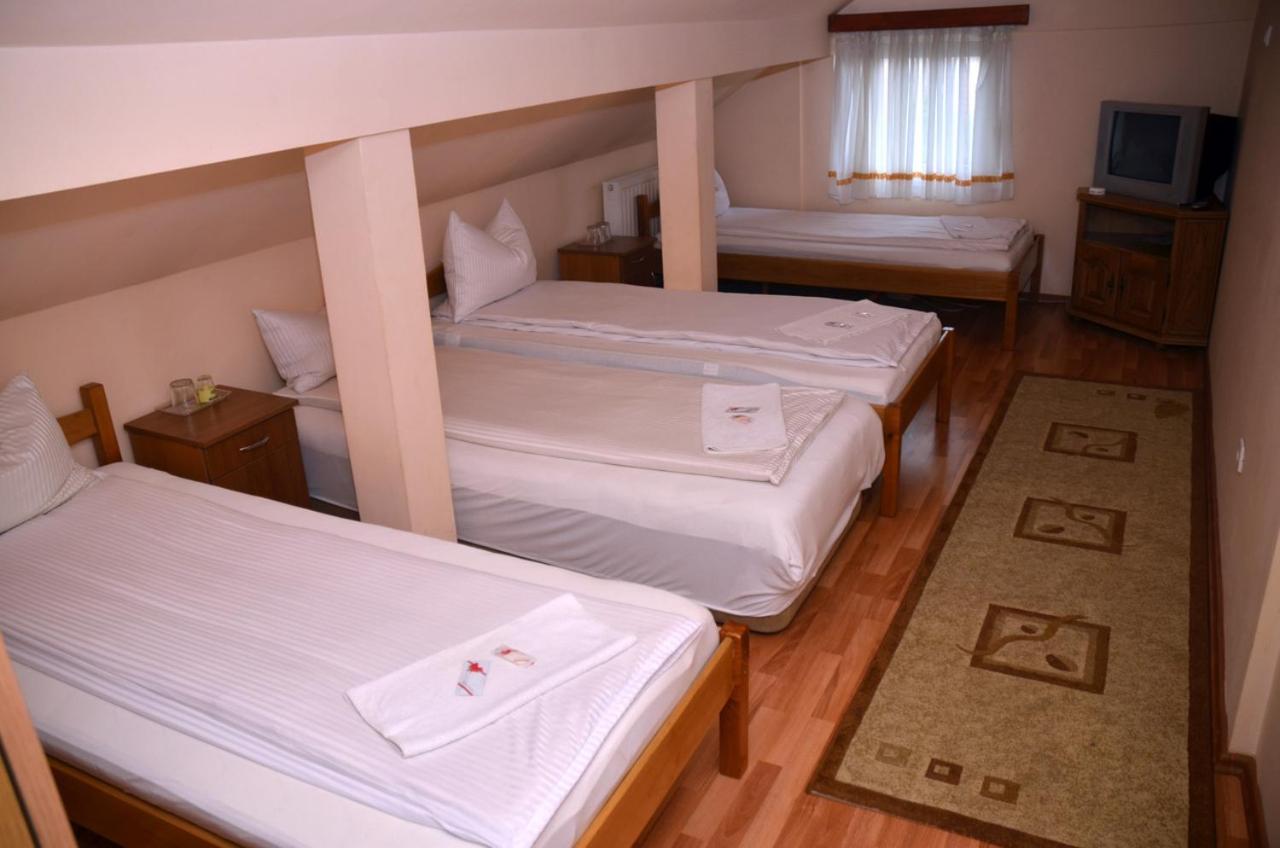 Quadruple Room photo 1