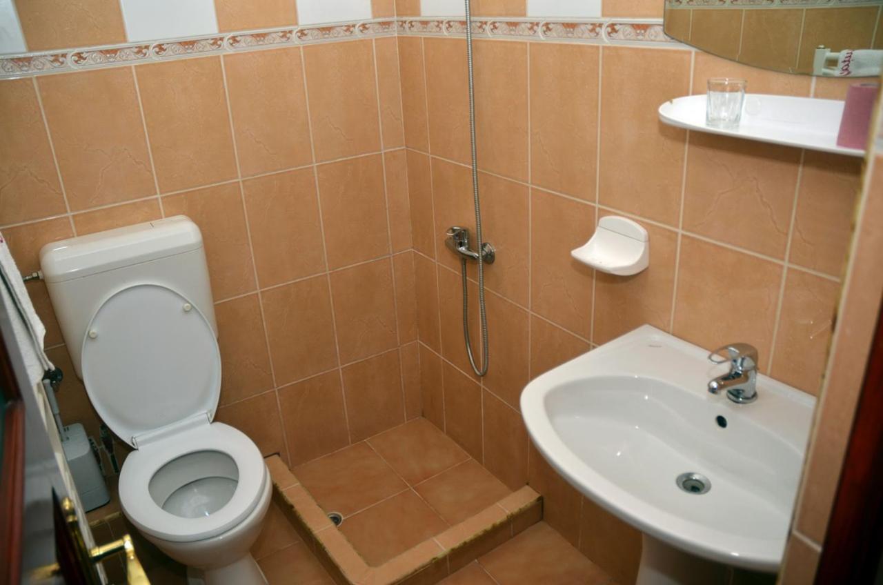 Double or Twin Room photo 2