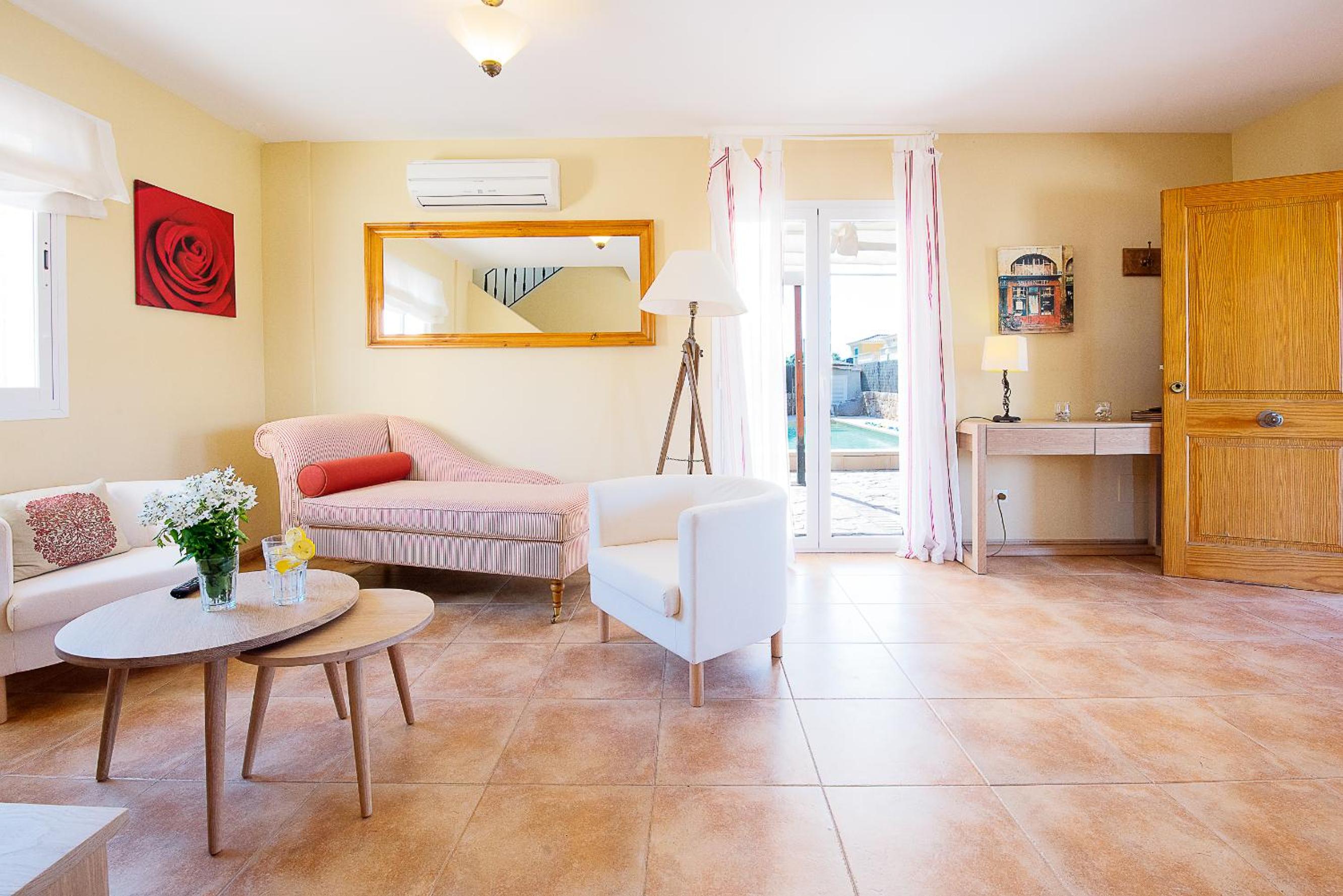 Villa de Tres Habitaciones