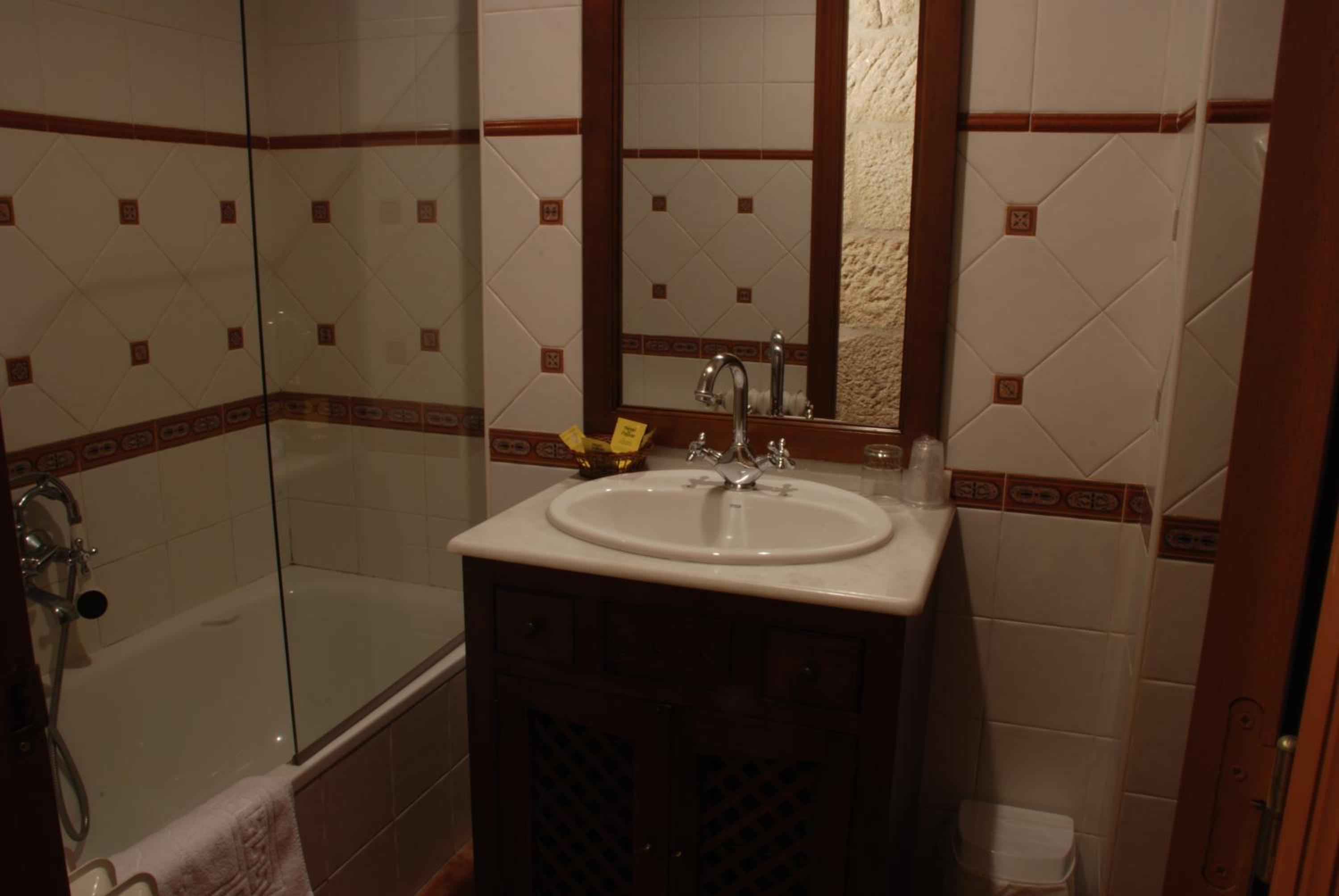 Double or Twin Room photo 3