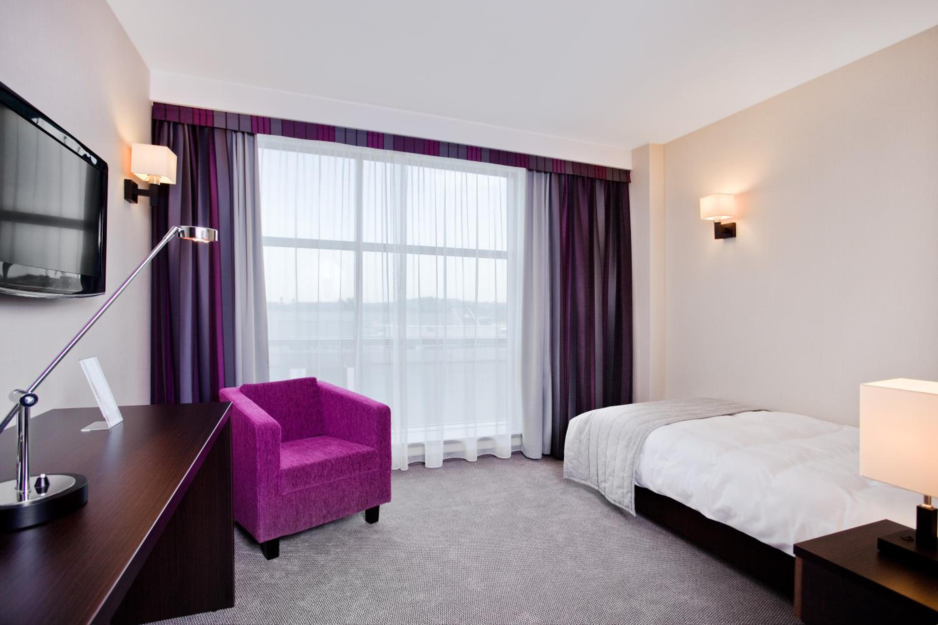 Single Room - Photo 3