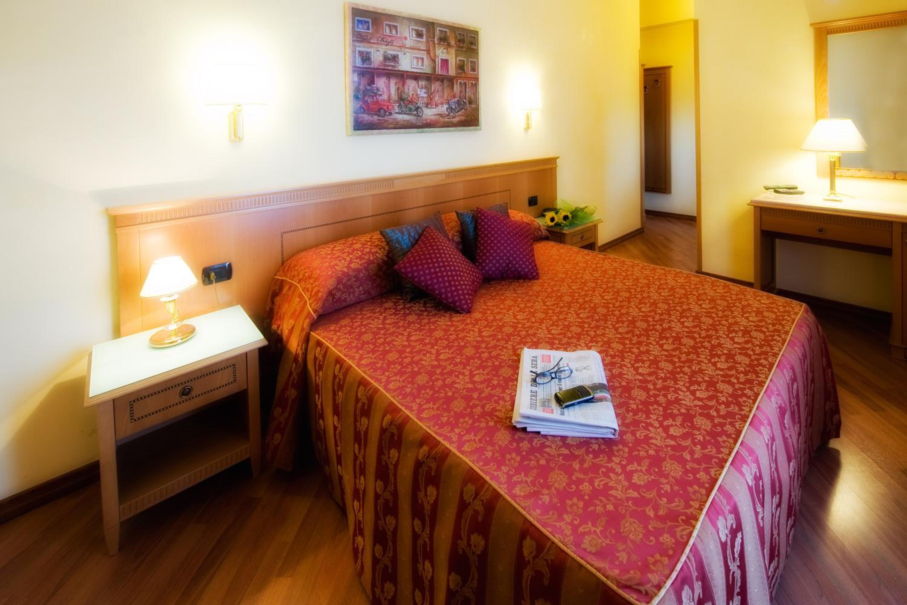 Double Room (1 Adult)