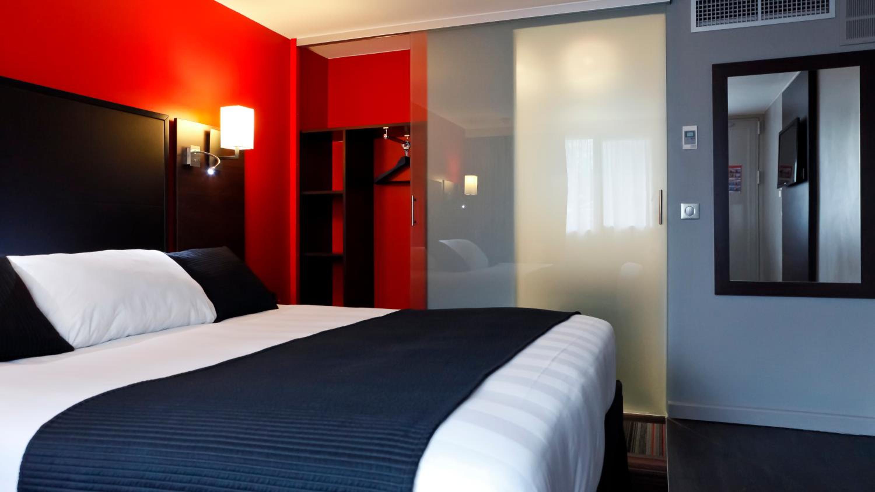 Double Room - Photo 6