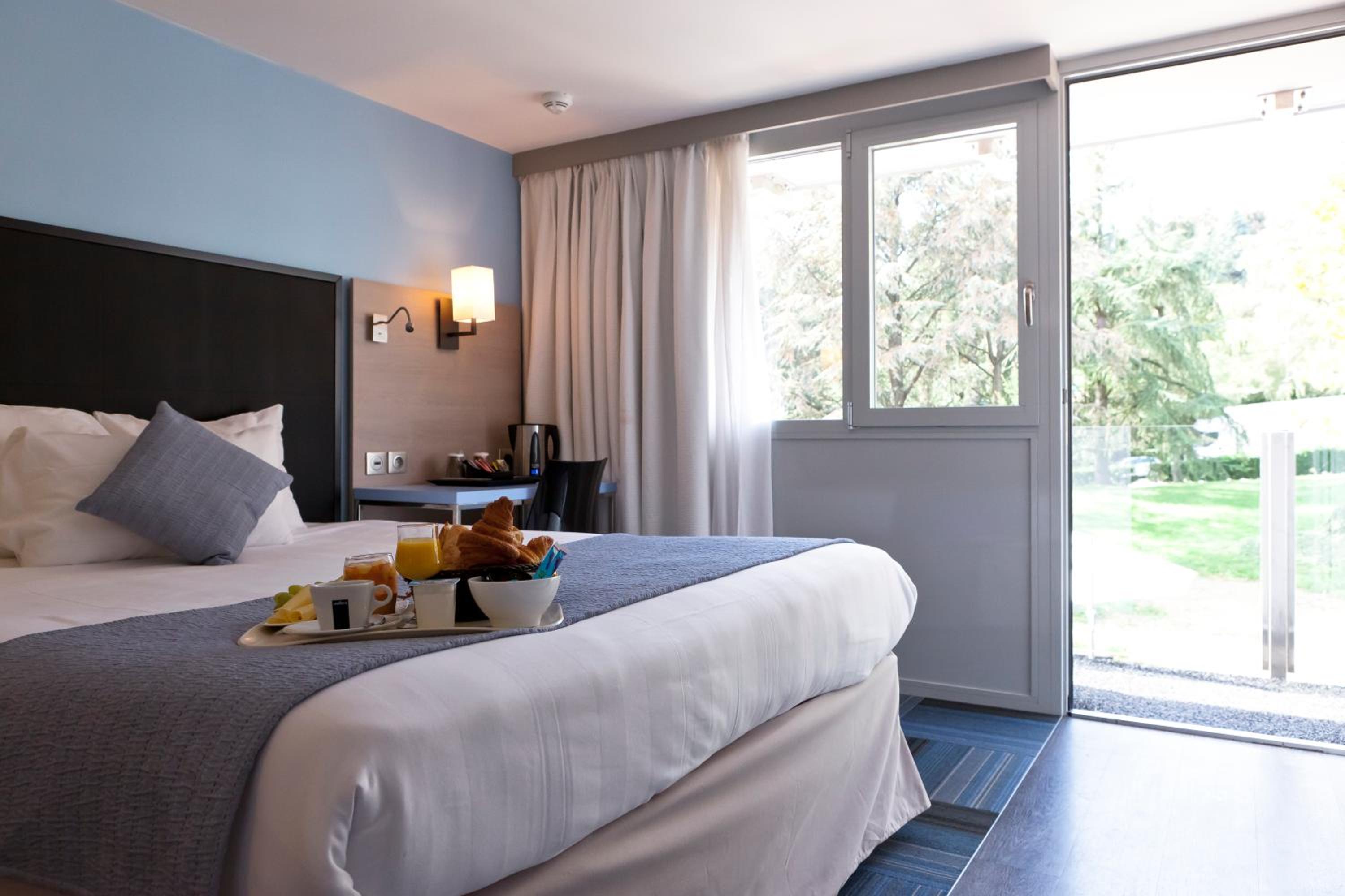 Double Room - Photo 2