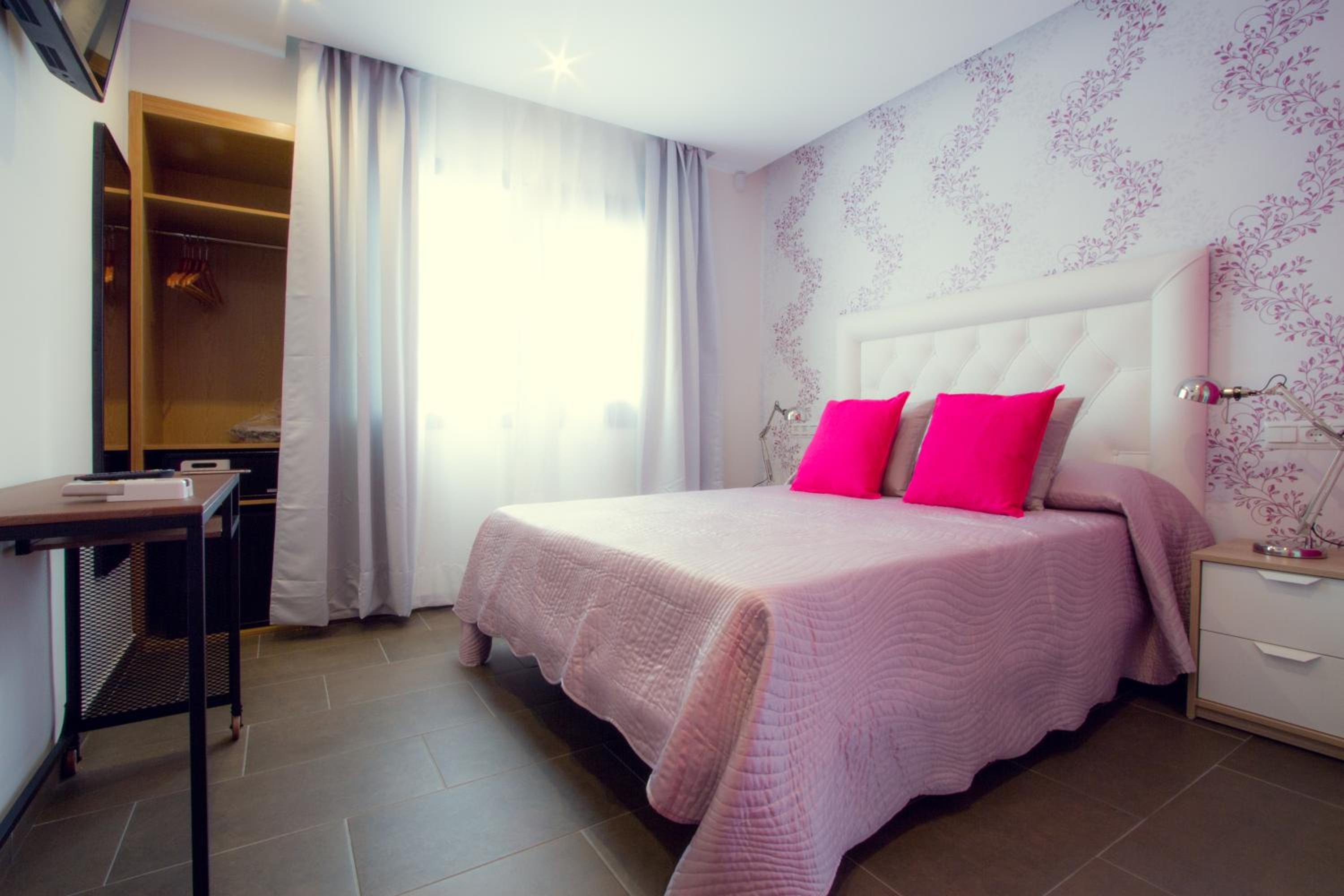 Habitación Doble con Vista a la Piscina