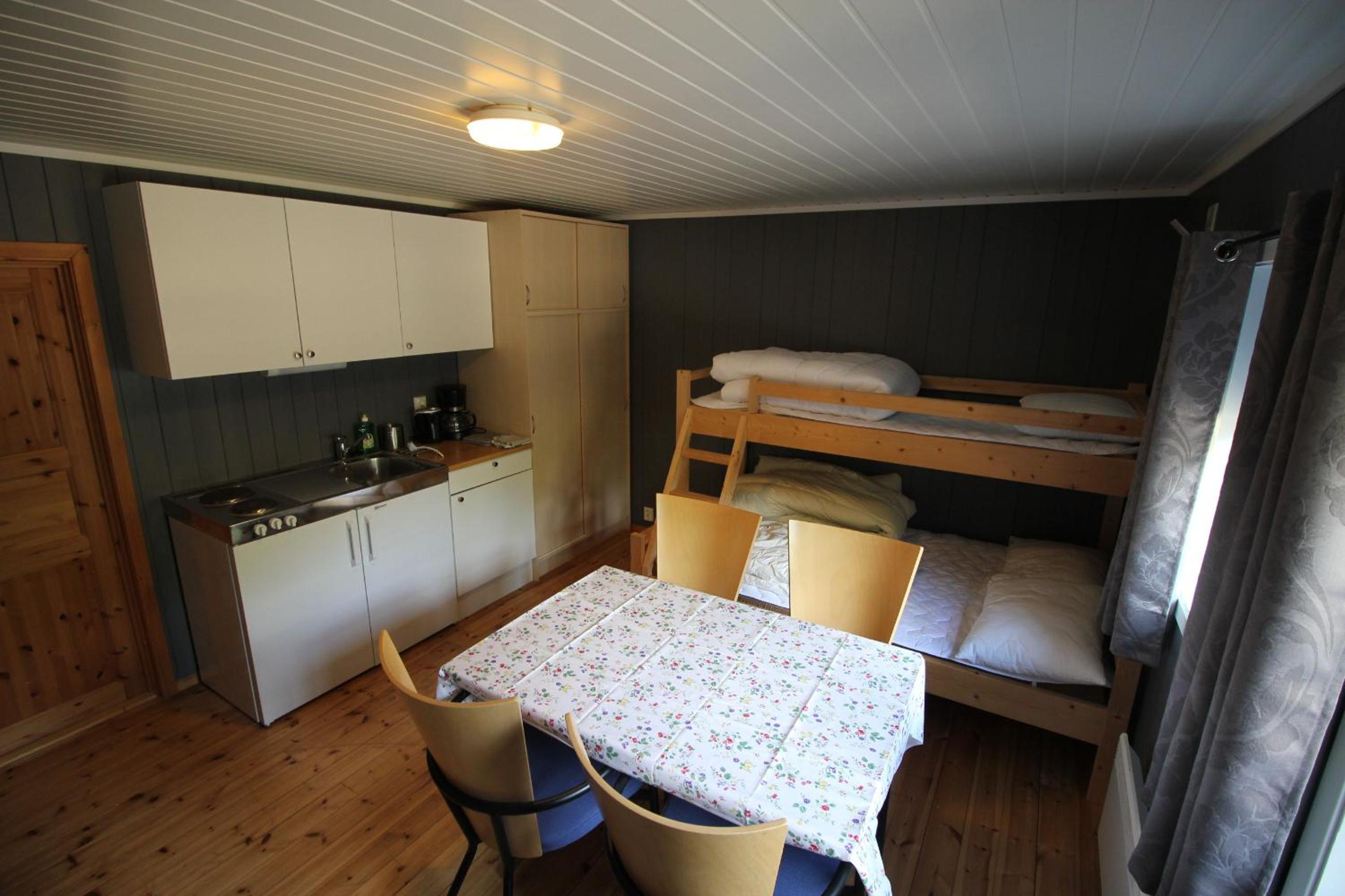 Studio Apartment - Photo 6