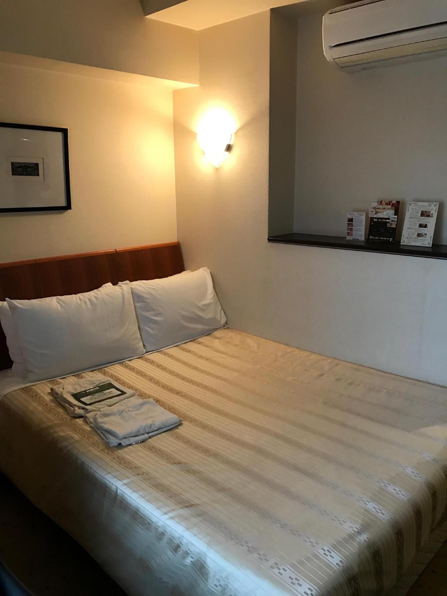 Deluxe Double Room - Non-Smoking - Photo 13