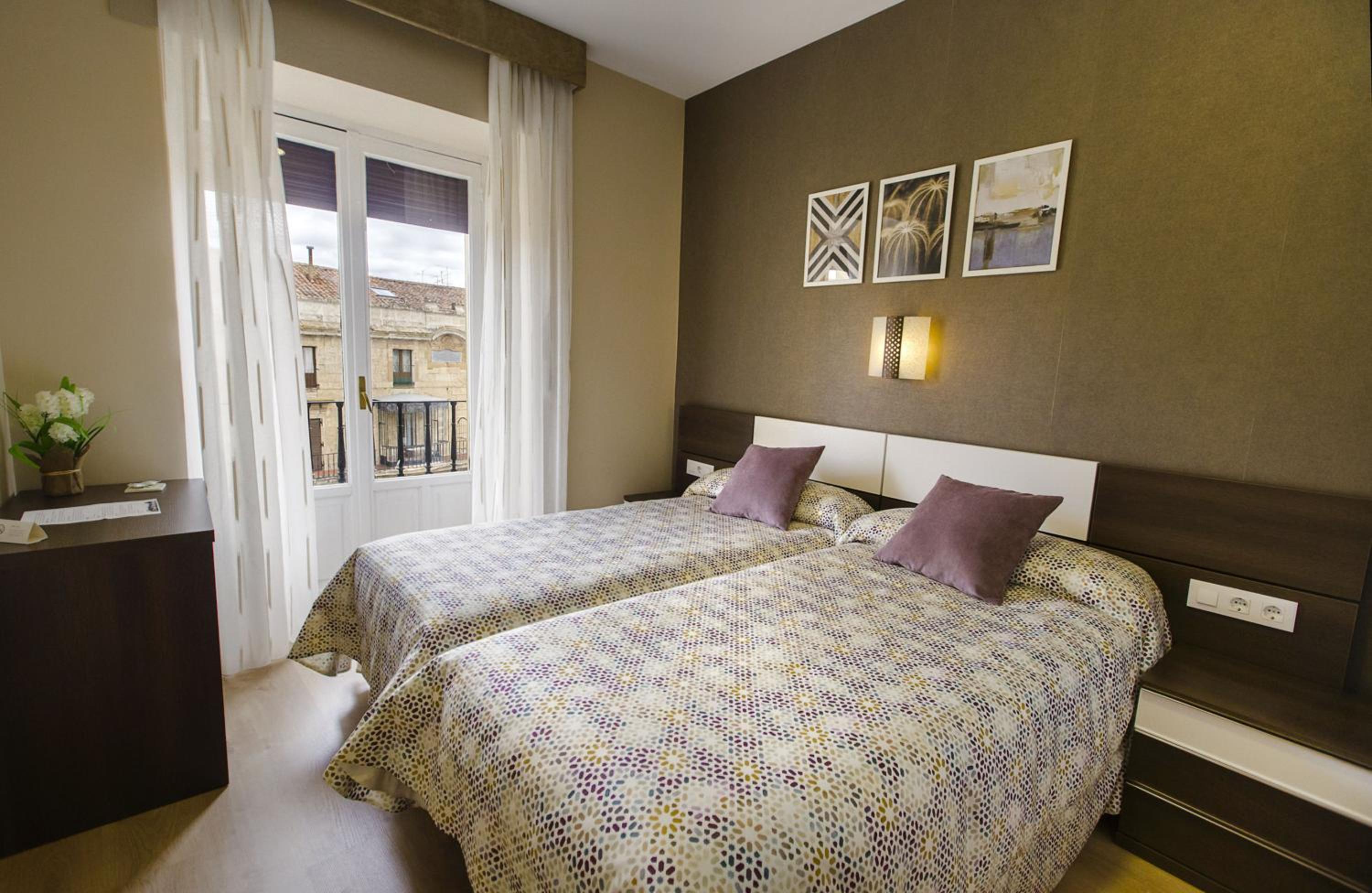 Habitación Triple con Balcón