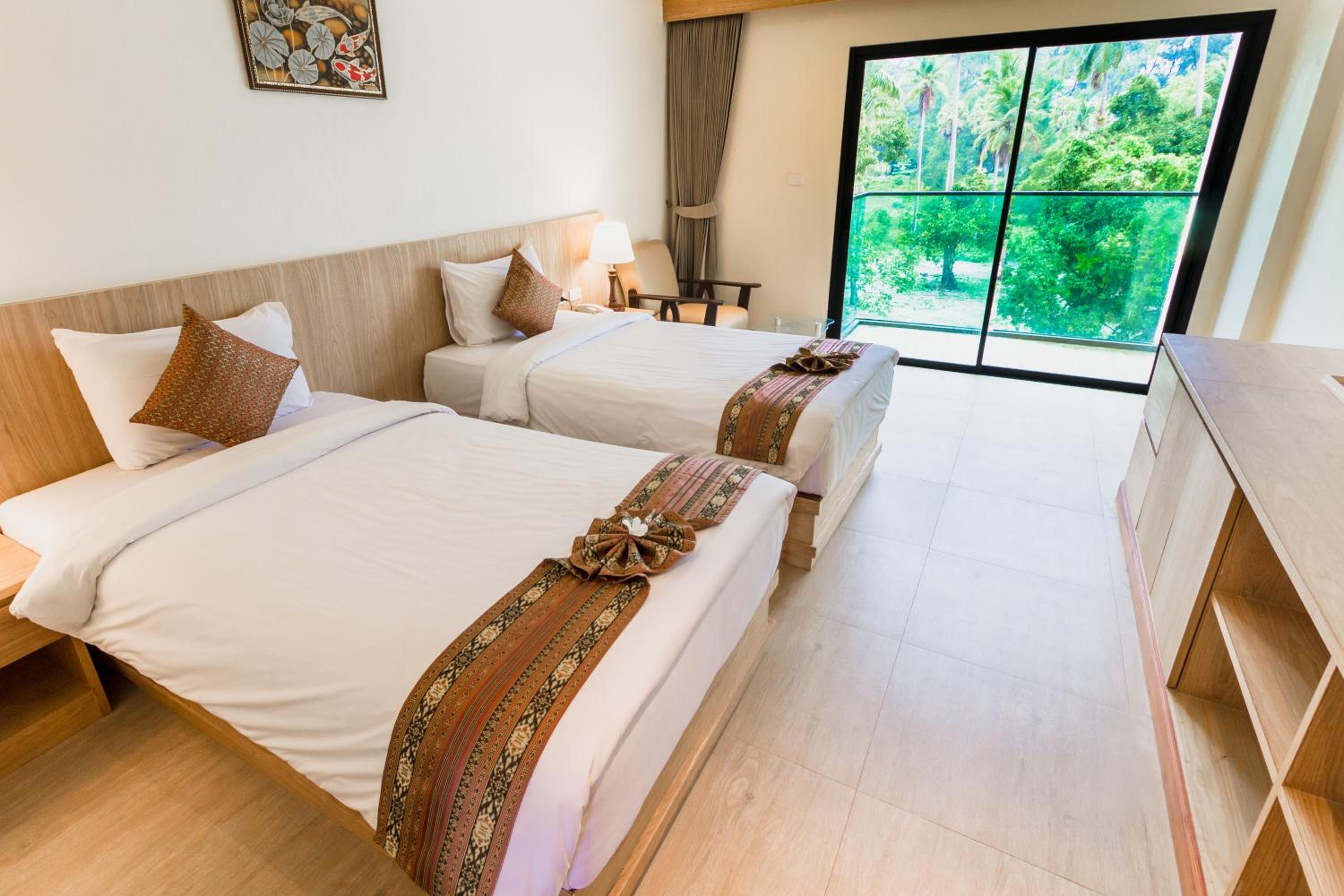 Twin Room with Pool View