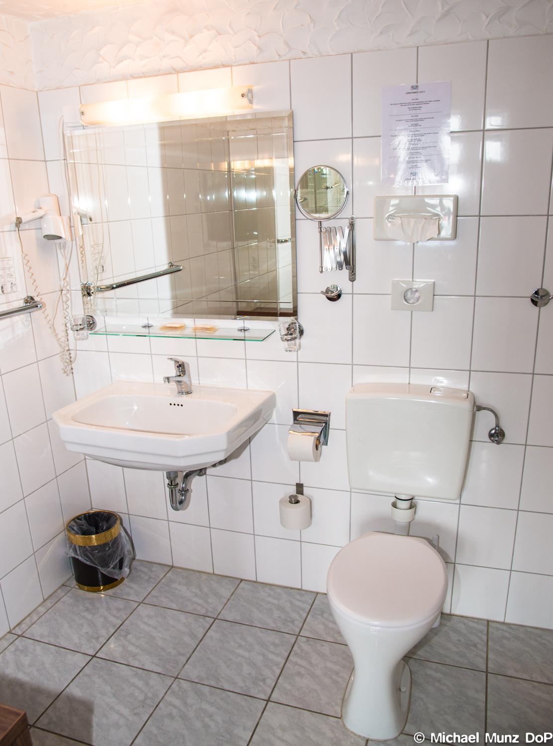 Triple Room with Bathroom - Photo 2