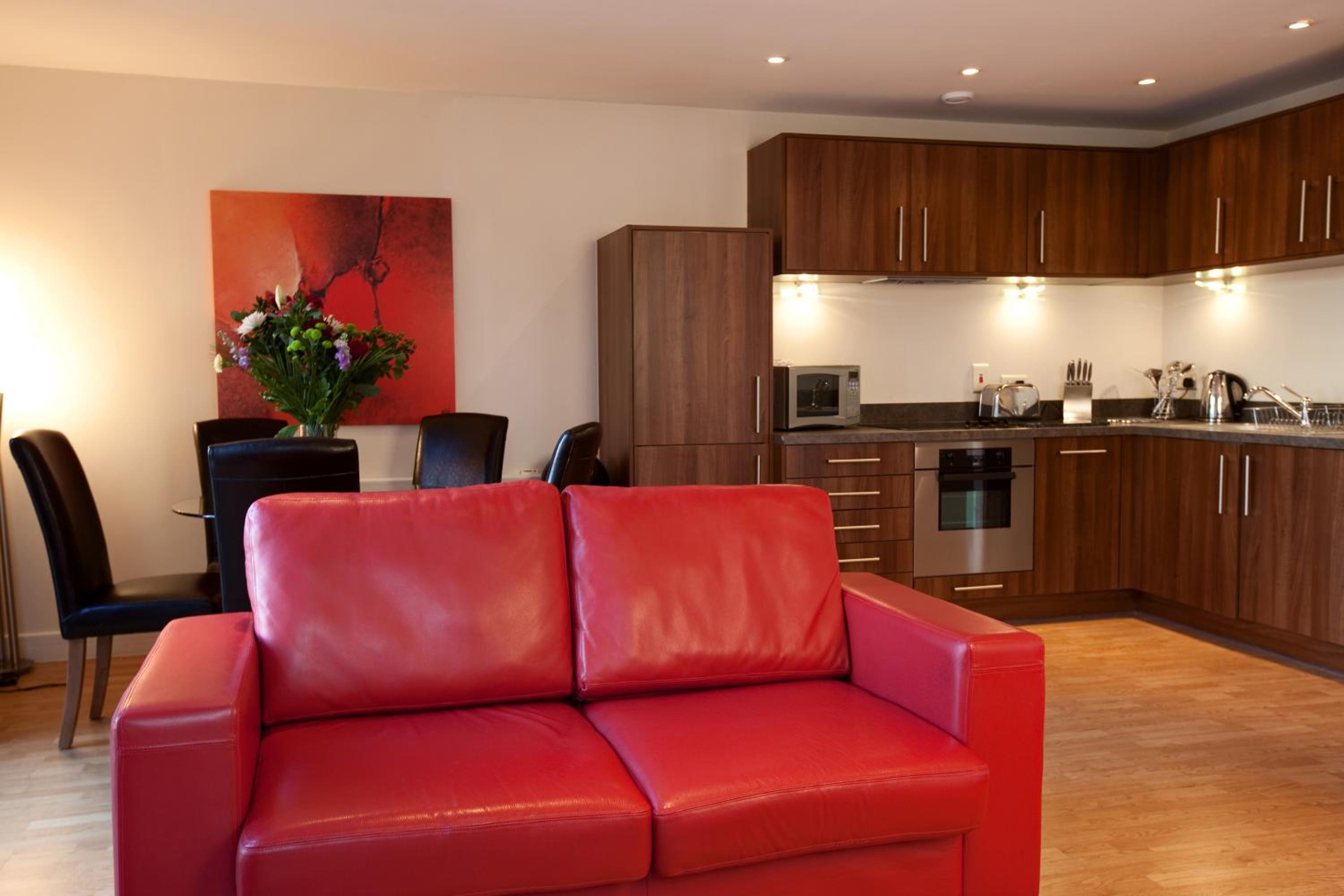 Two-Bedroom Suite - Photo 12