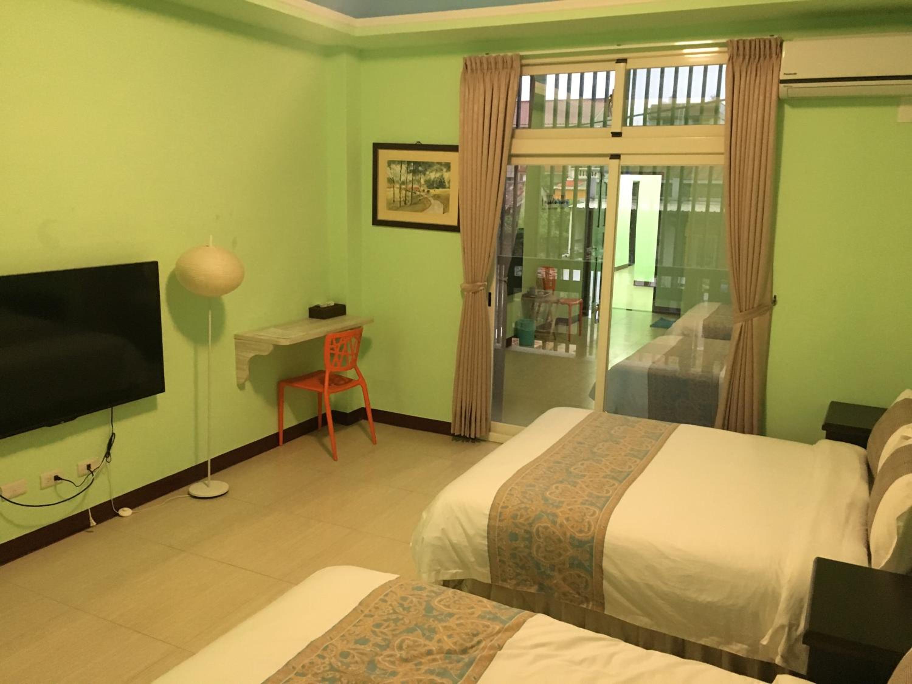 Standard Twin Room photo 3