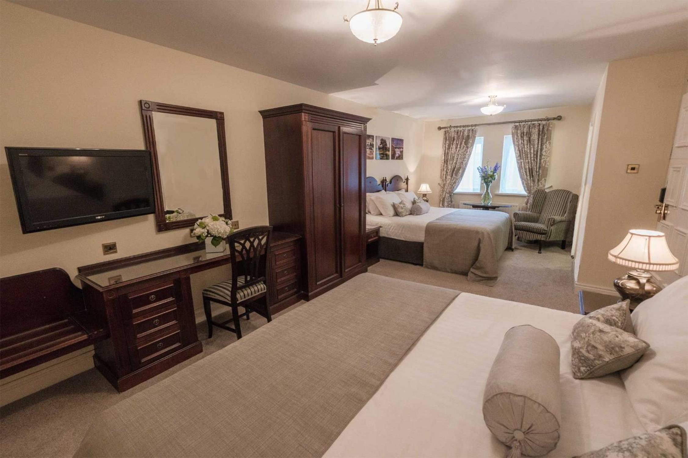 Superior Triple Room photo 2