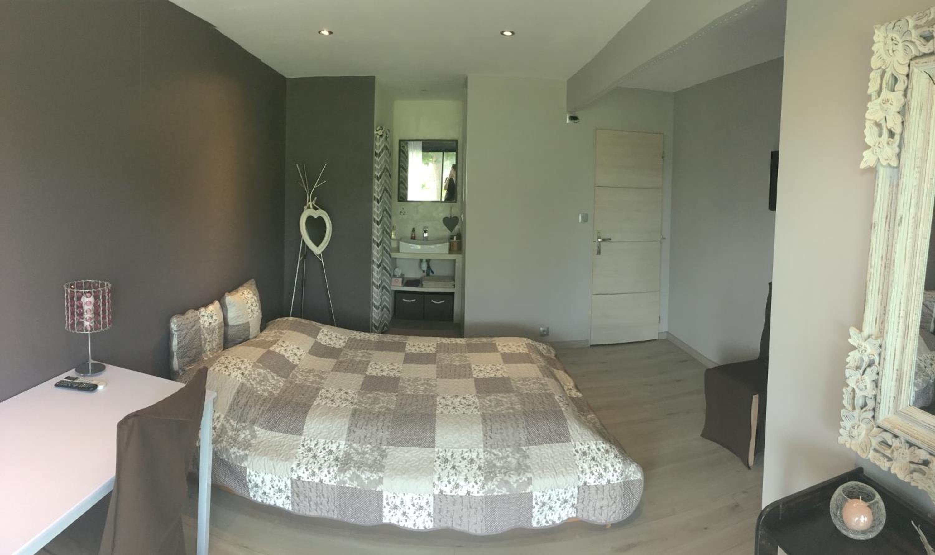 Double Room with Garden View - Photo 6