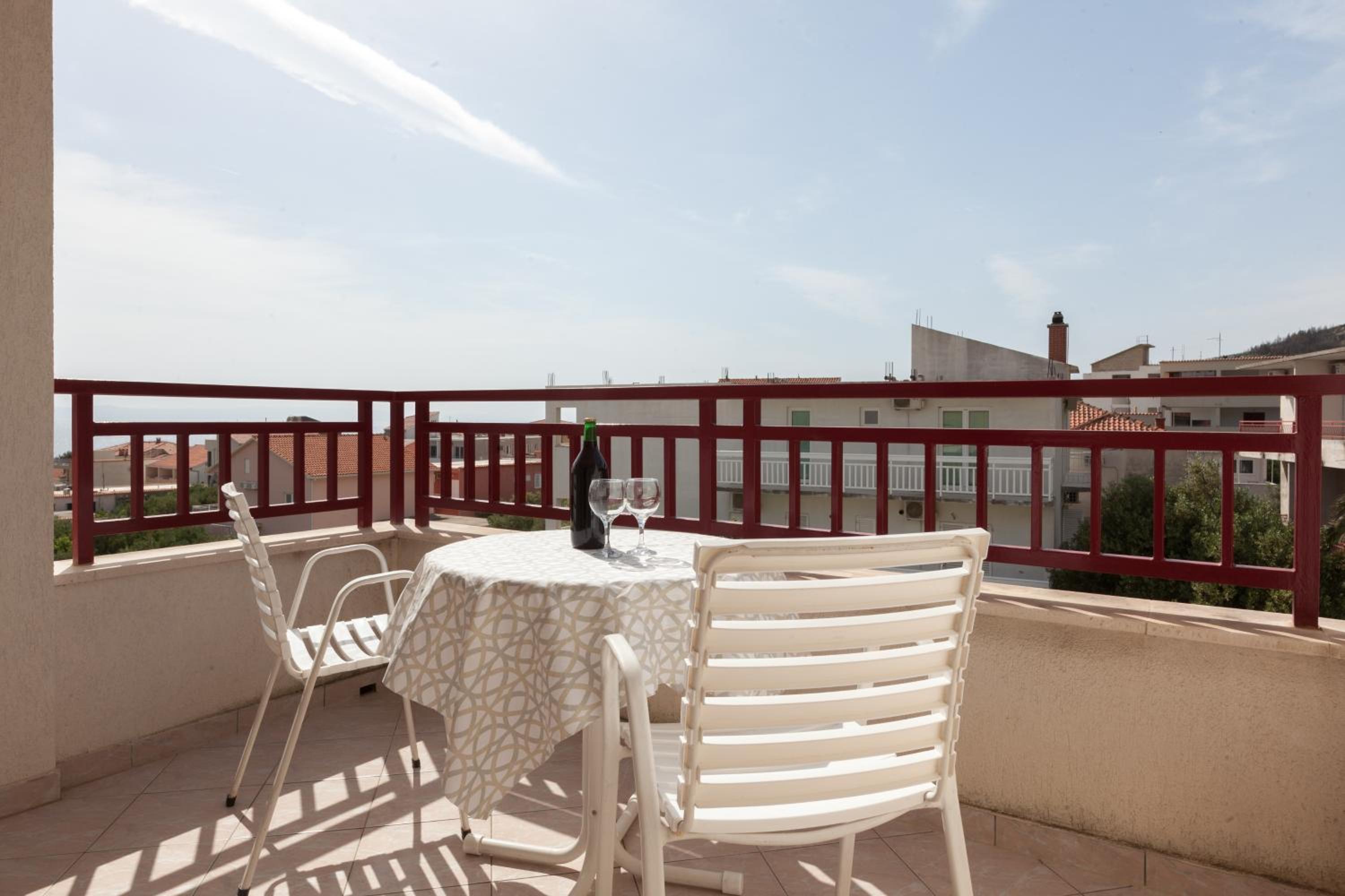 Twin Room with Balcony photo 3