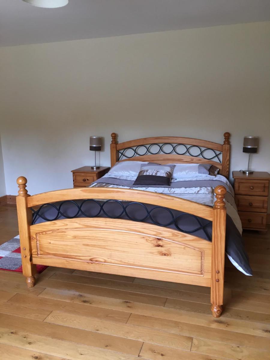 Deluxe Double Room with Shower - Photo 10