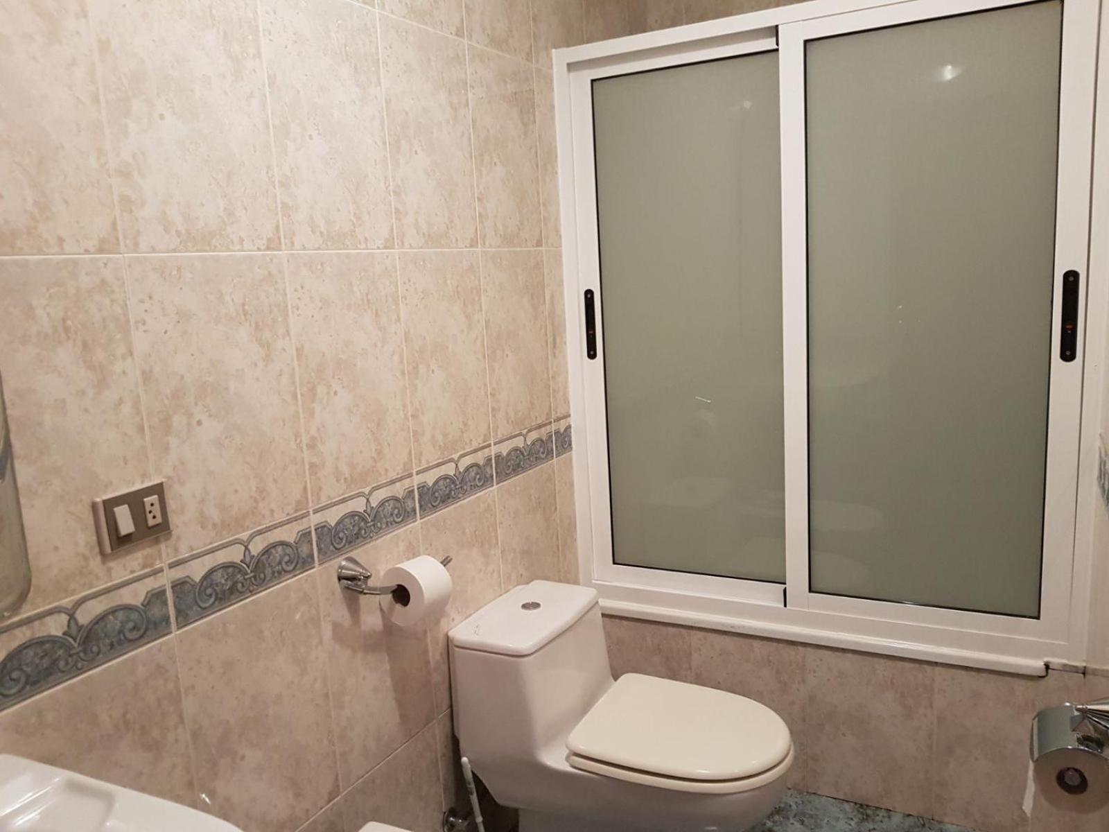 Twin Room with Private Bathroom - Photo 6